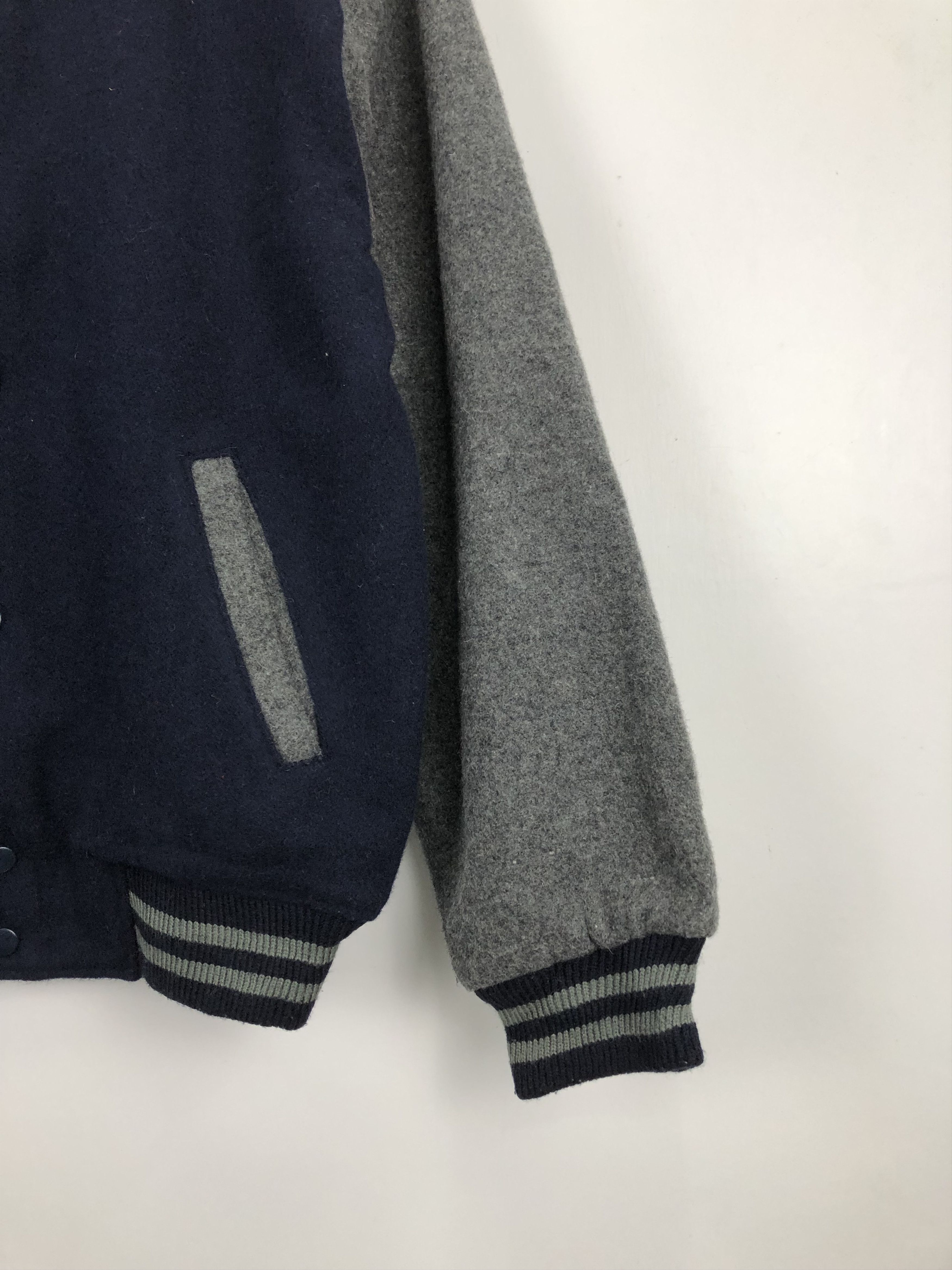 Vintage Vintage Japanese Brand Wool Varsity Jacket V0309 Size US L / EU 52-54 / 3 - 6 Thumbnail