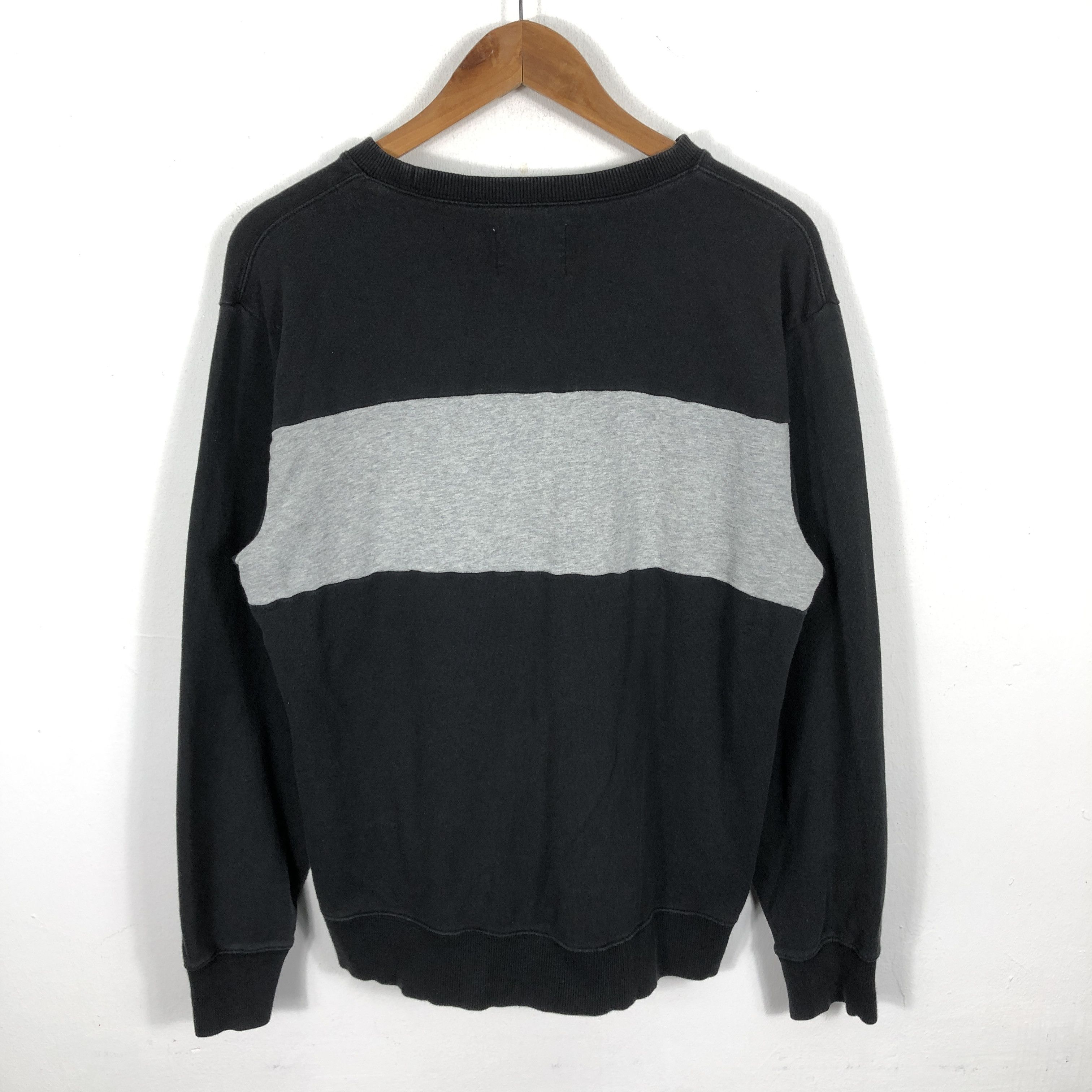 Champion × Vintage Vintage Champion Spell Out Sweatshirt SWT343 Size US M / EU 48-50 / 2 - 2 Thumbnail