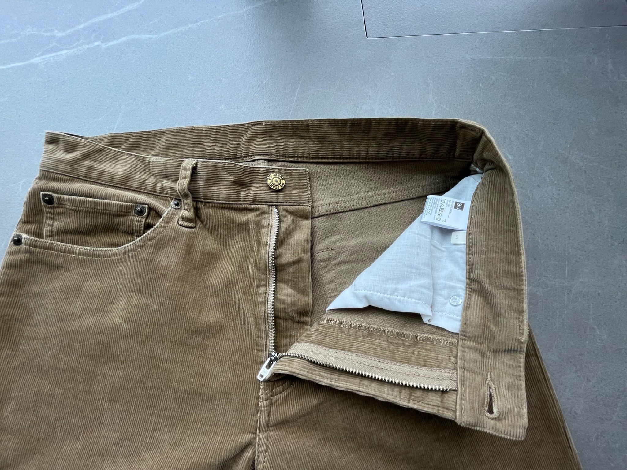Japanese Brand GU Japan Men Preppy Ivy League 5 Pockets Corduroy Pants Size US 30 / EU 46 - 7 Thumbnail
