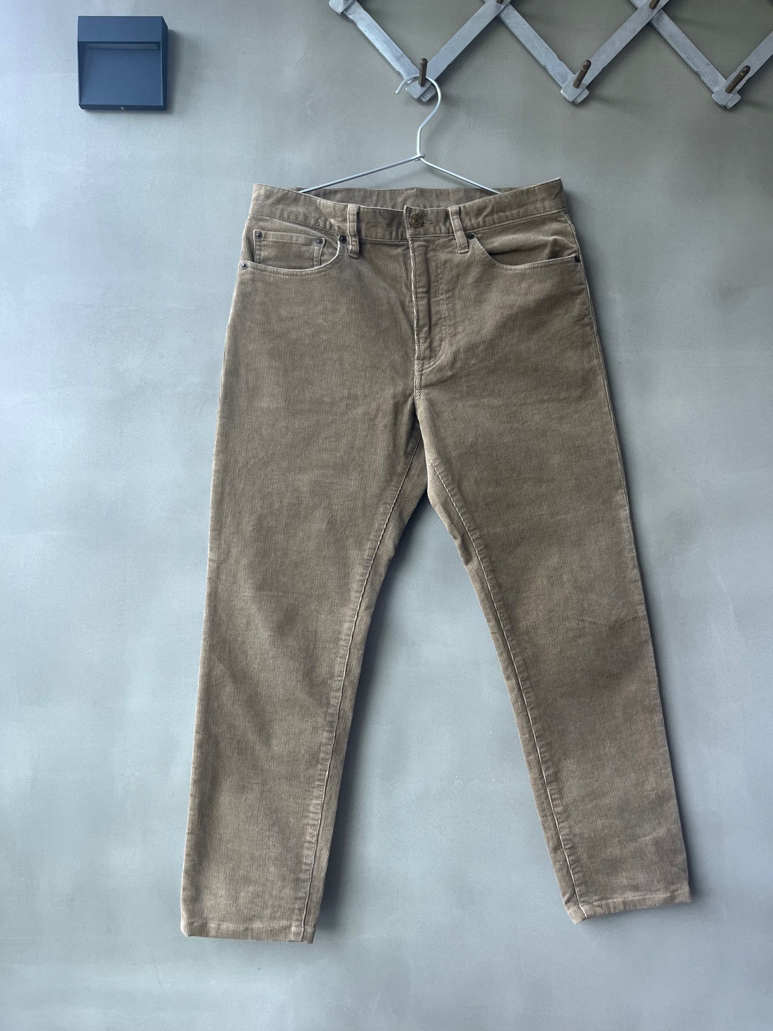 Japanese Brand GU Japan Men Preppy Ivy League 5 Pockets Corduroy Pants Size US 30 / EU 46 - 6 Thumbnail