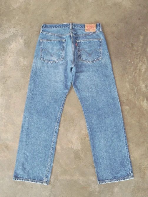 Vintage Vintage Levi's 501 xx Light Wash Distressed Jeans 33x31 | Grailed