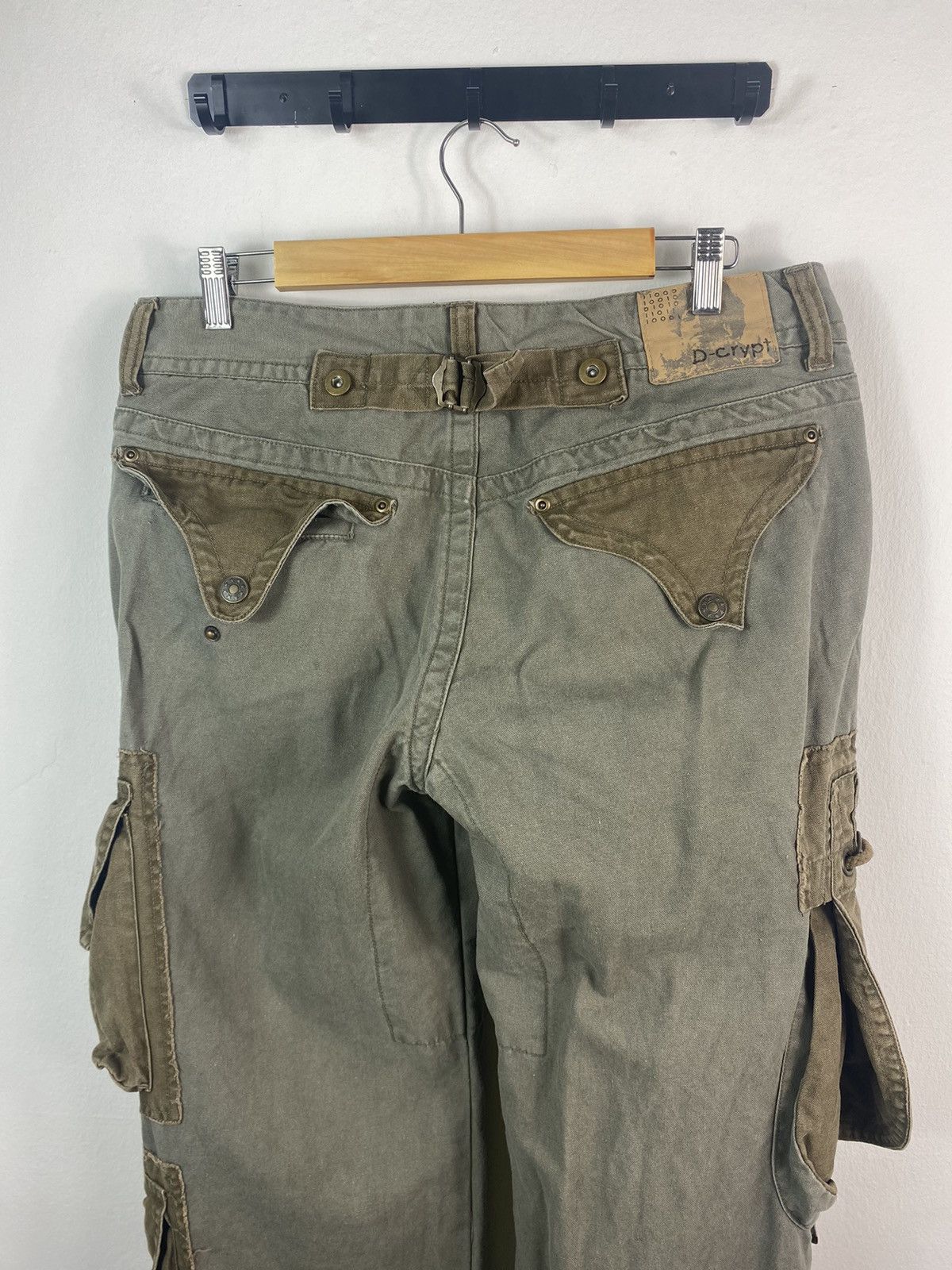 Japanese Brand Tactical Bondage Cargo Pants Size US 35 - 12 Thumbnail