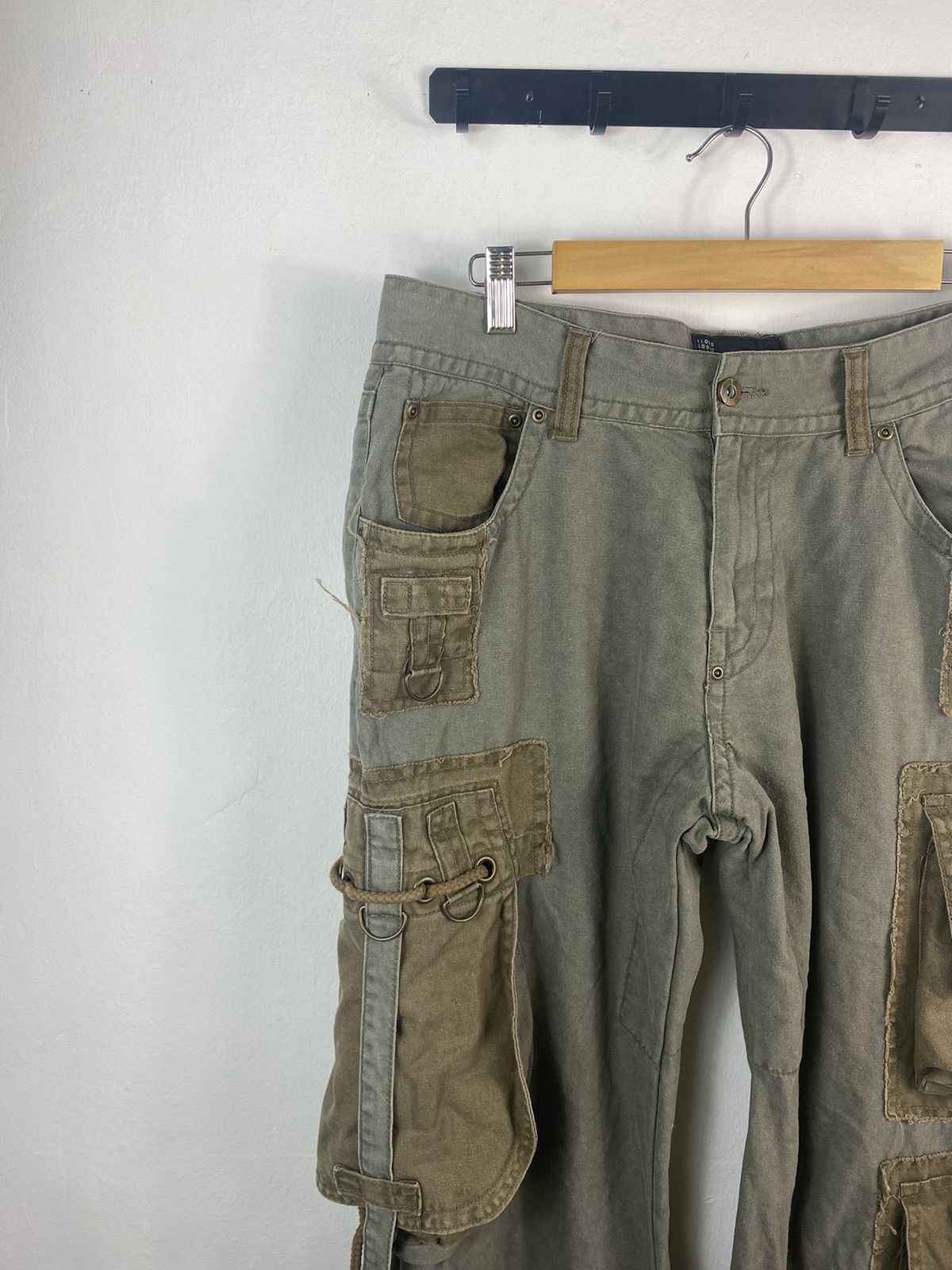 Japanese Brand Tactical Bondage Cargo Pants Size US 35 - 5 Thumbnail