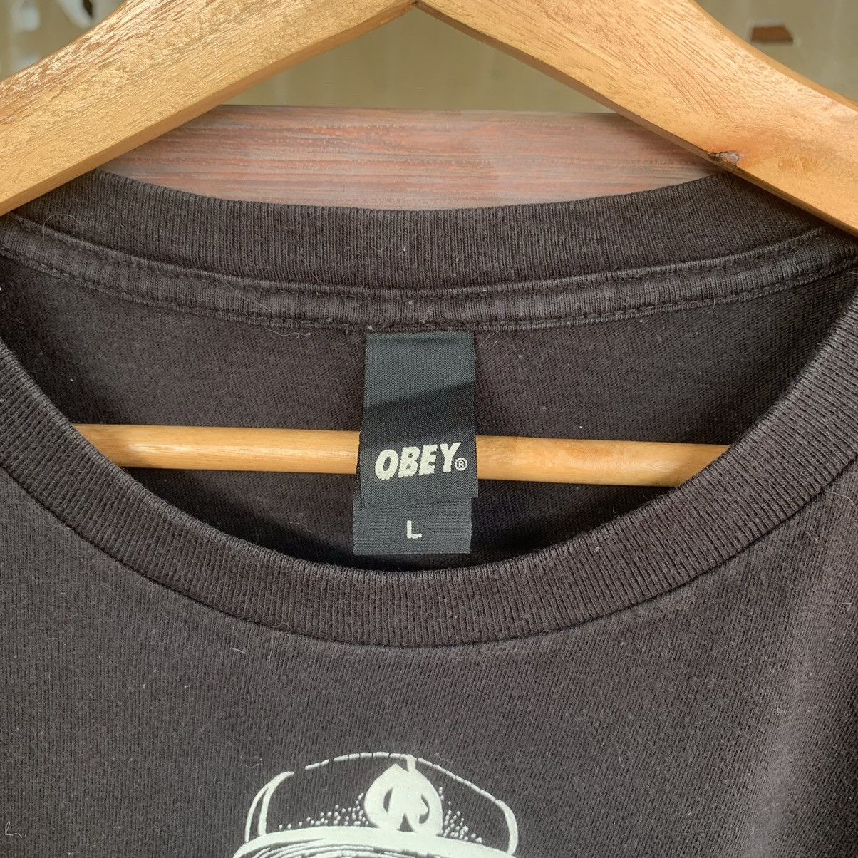 Vintage Obey Nice Graphic Glow In The Dark Tee Tshirts