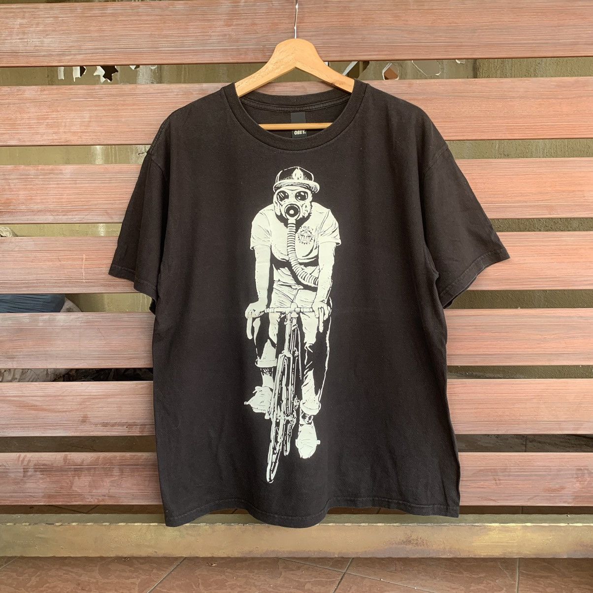 Vintage Obey Nice Graphic Glow In The Dark Tee Tshirts
