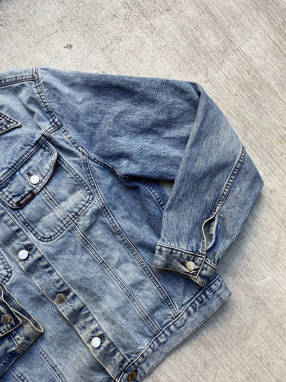 Moschino × Vintage Vintage Moschino Jeans Blue Denim Jean Jacket Trucker Medium Size US M / EU 48-50 / 2 - 8 Thumbnail