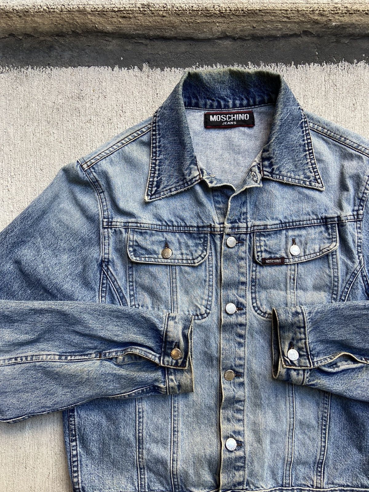 Moschino × Vintage Vintage Moschino Jeans Blue Denim Jean Jacket Trucker Medium Size US M / EU 48-50 / 2 - 3 Thumbnail