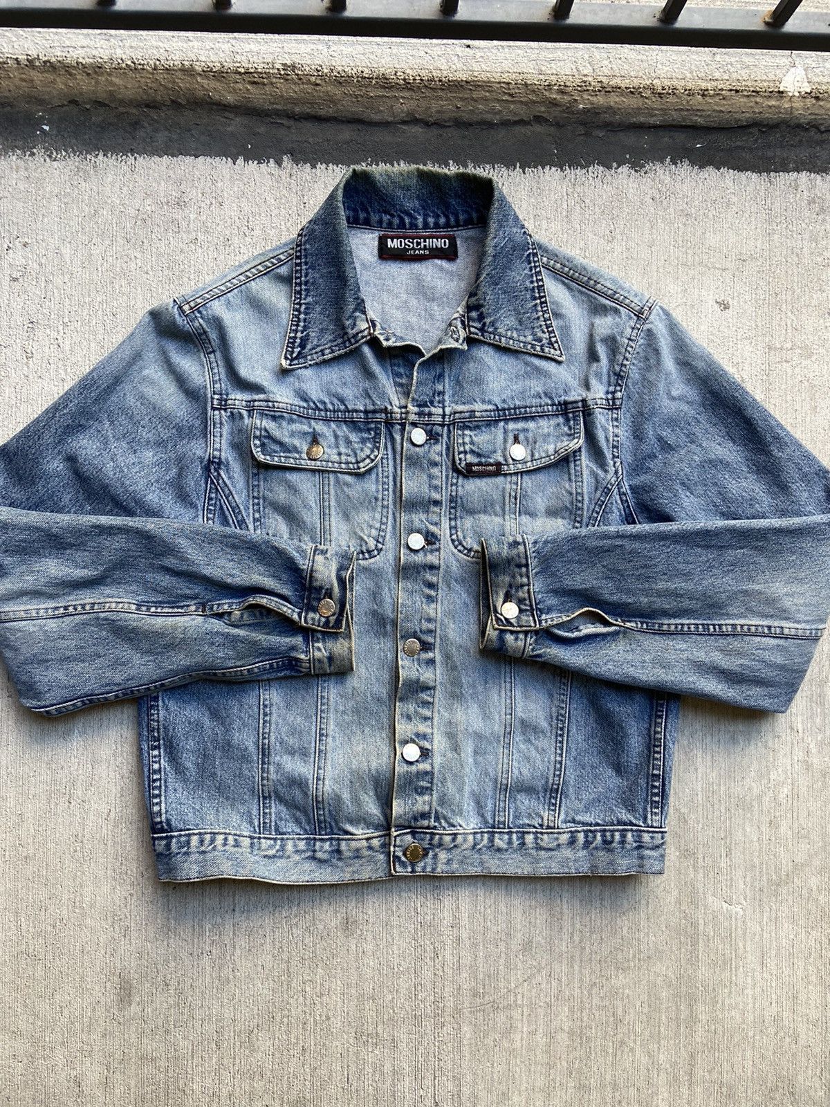 Moschino × Vintage Vintage Moschino Jeans Blue Denim Jean Jacket Trucker Medium Size US M / EU 48-50 / 2 - 1 Thumbnail