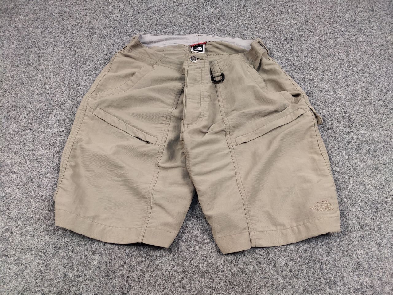 The North Face Vintage 90's The North Face Nylon Cargo Casual Shorts Size US 34 / EU 50 - 2 Thumbnail
