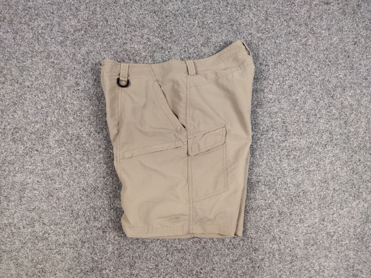 The North Face Vintage 90's The North Face Nylon Cargo Casual Shorts Size US 34 / EU 50 - 8 Thumbnail