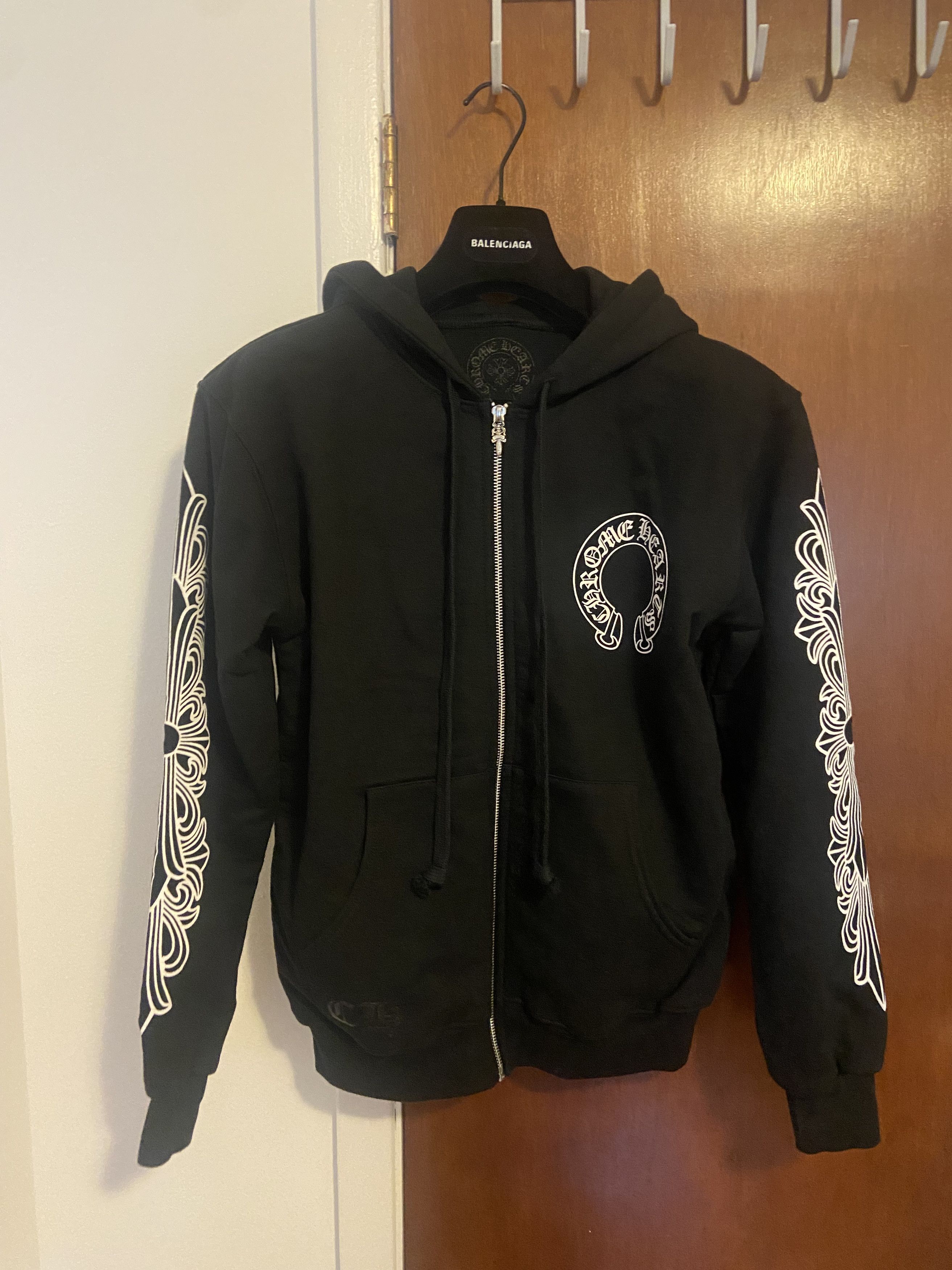 Chrome Hearts CHROME HEARTS Horseshoe Floral Graphic Zip-Up Hoodie ...