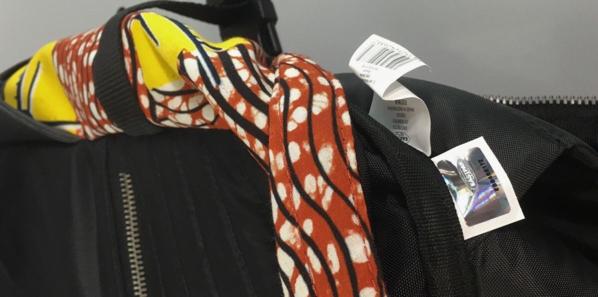 Eastpak eastpak x vlisco harvey bouterse “speed bird”pak'r backpak Size ONE SIZE - 24 Thumbnail