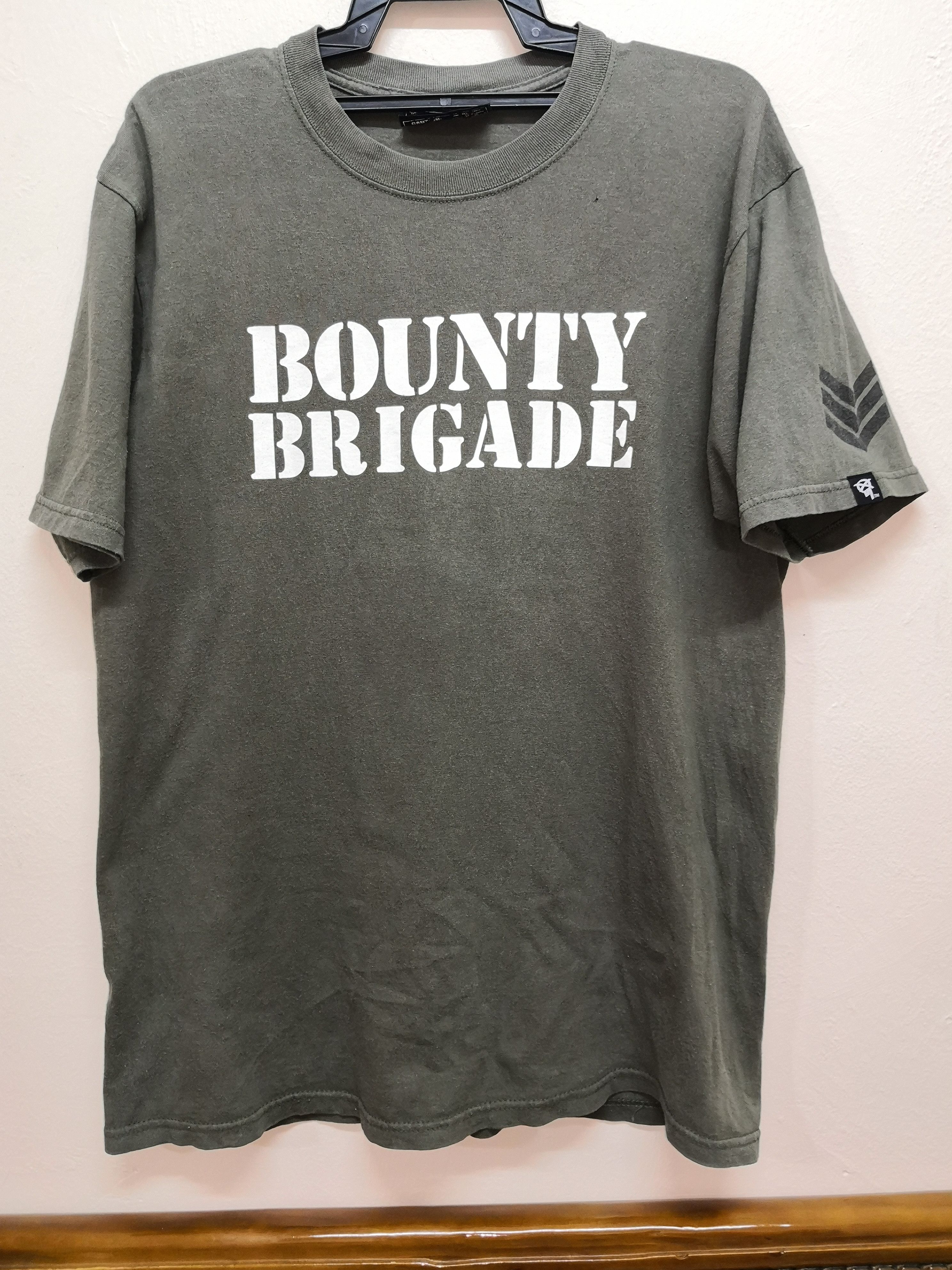 BOUNTY HUNTER X POWELL PERALTA WORLD TOUR DESIGN X T SHIRT