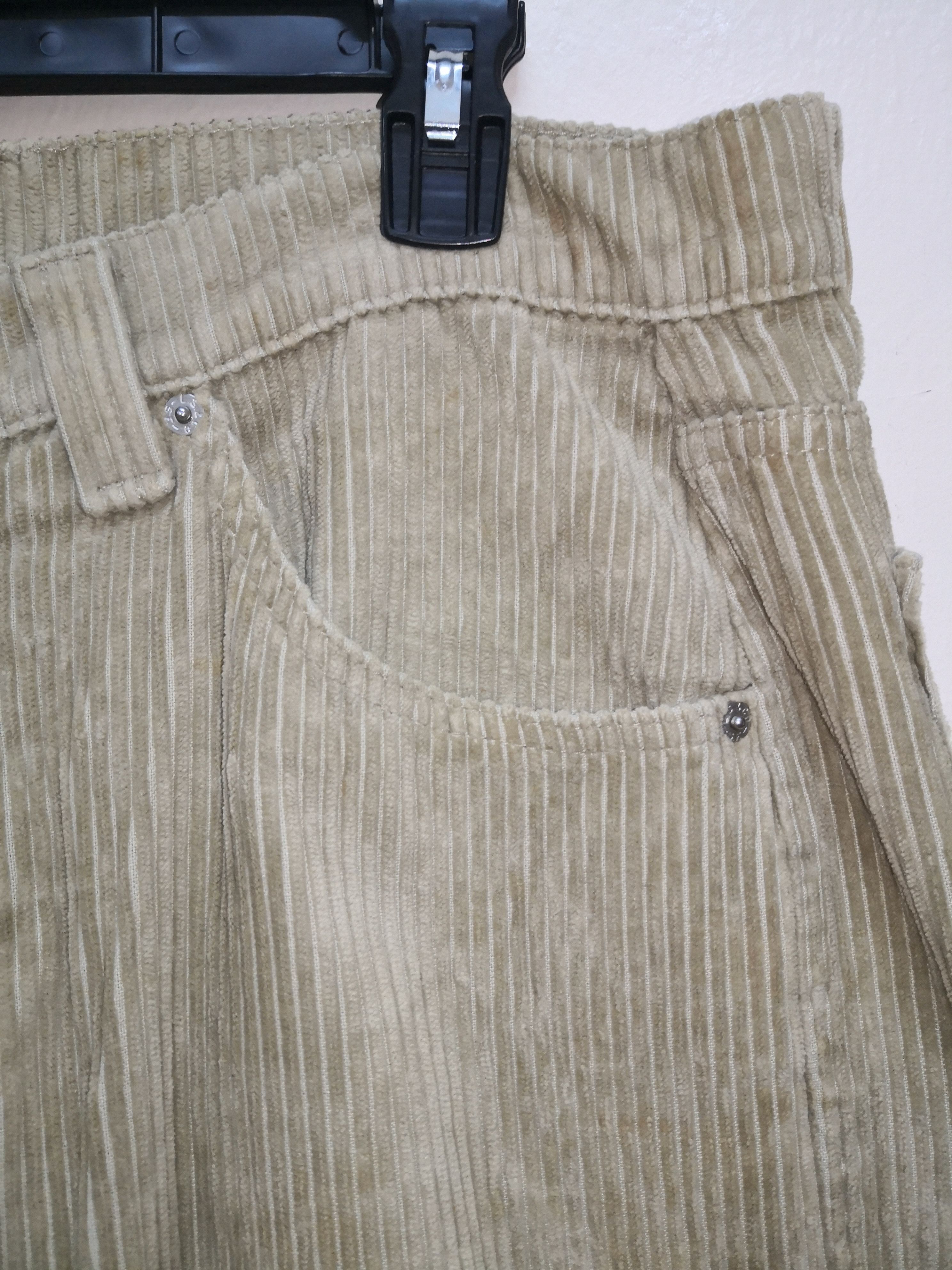 Levi's × Levi's Vintage Clothing × Vintage Vintage Levi's Corduroy x American Vintage x Pants Size US 34 / EU 50 - 7 Thumbnail