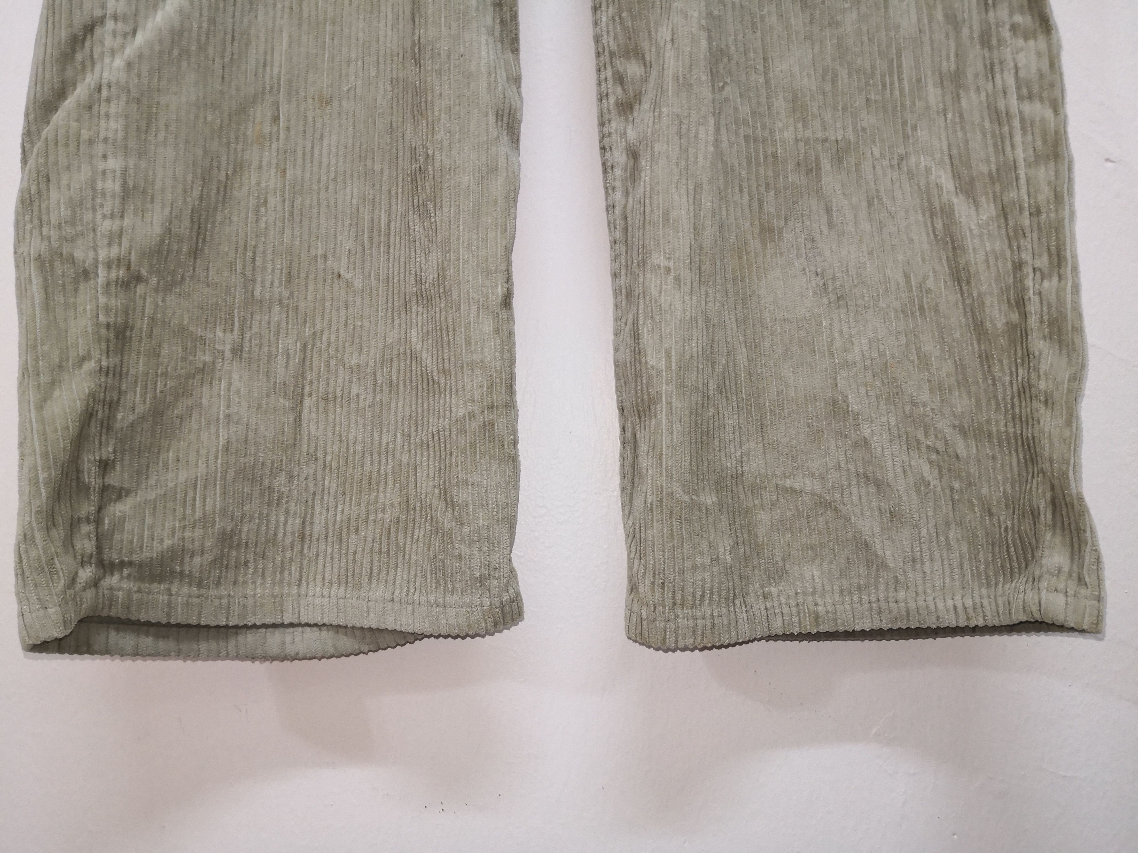Levi's × Levi's Vintage Clothing × Vintage Vintage Levi's Corduroy x American Vintage x Pants Size US 34 / EU 50 - 5 Thumbnail