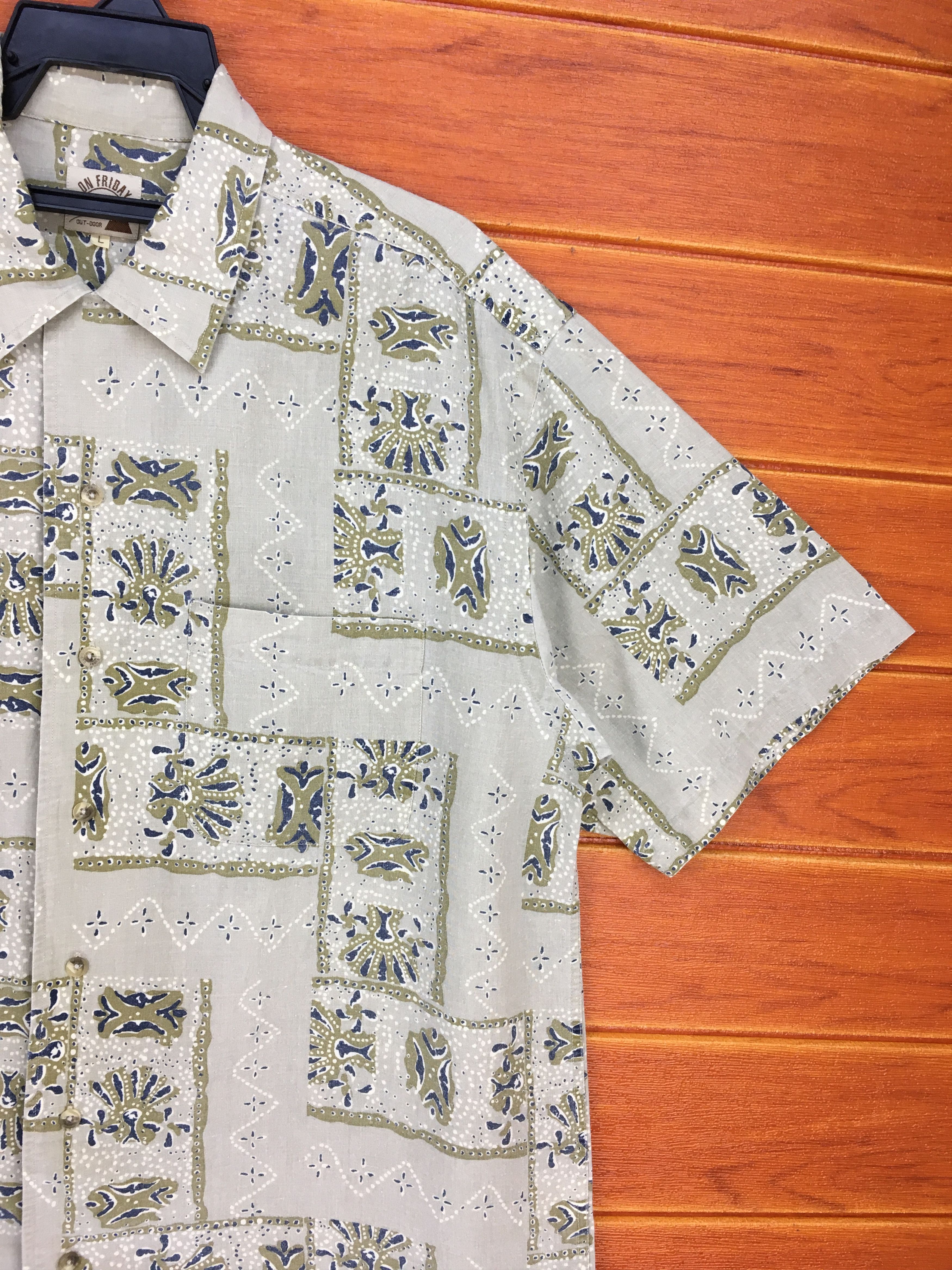 Vintage Vintage ON FRIDAY Hawaiian Shirt / Aloha Wear Size US L / EU 52-54 / 3 - 5 Thumbnail