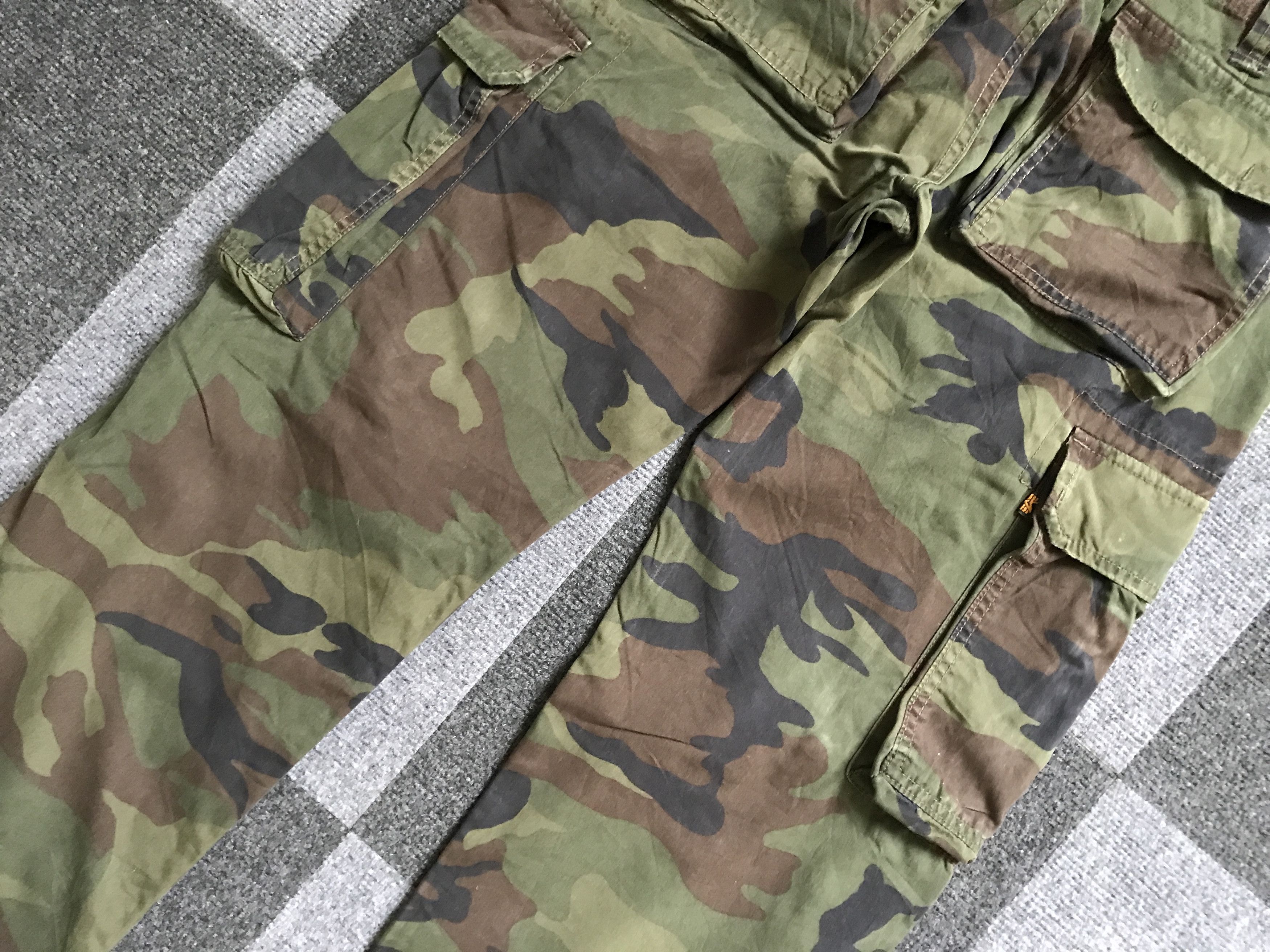 Alpha Industries CP117 ALPHA IND. Military Camo Cargo Pant Size US 27 - 10 Thumbnail