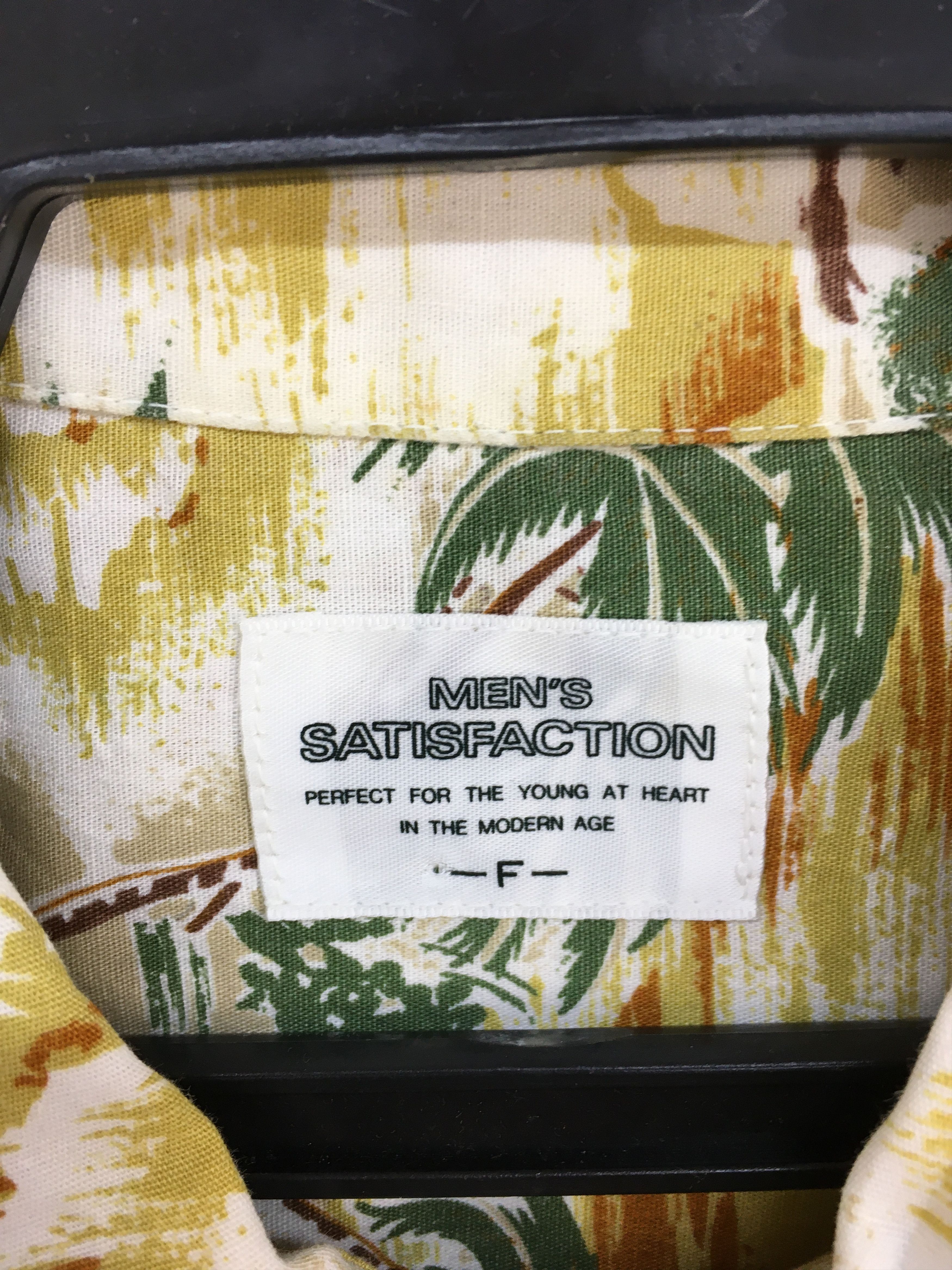 Sun Surf Vintage MEN SATISFACTION Pineapple Coconut Hawaiian Shirt Size US M / EU 48-50 / 2 - 6 Thumbnail