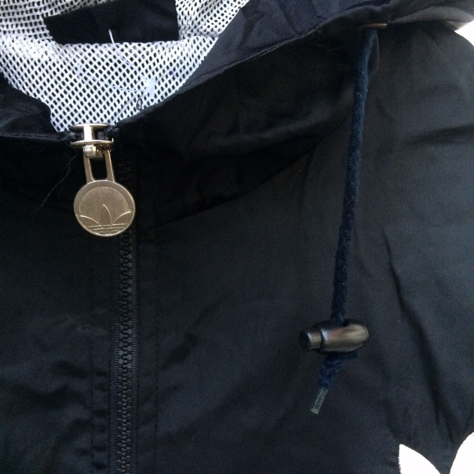 Adidas Vintage 90s Adidas Big Logo Embroidered Windbreaker Jacket Size US L / EU 52-54 / 3 - 4 Thumbnail