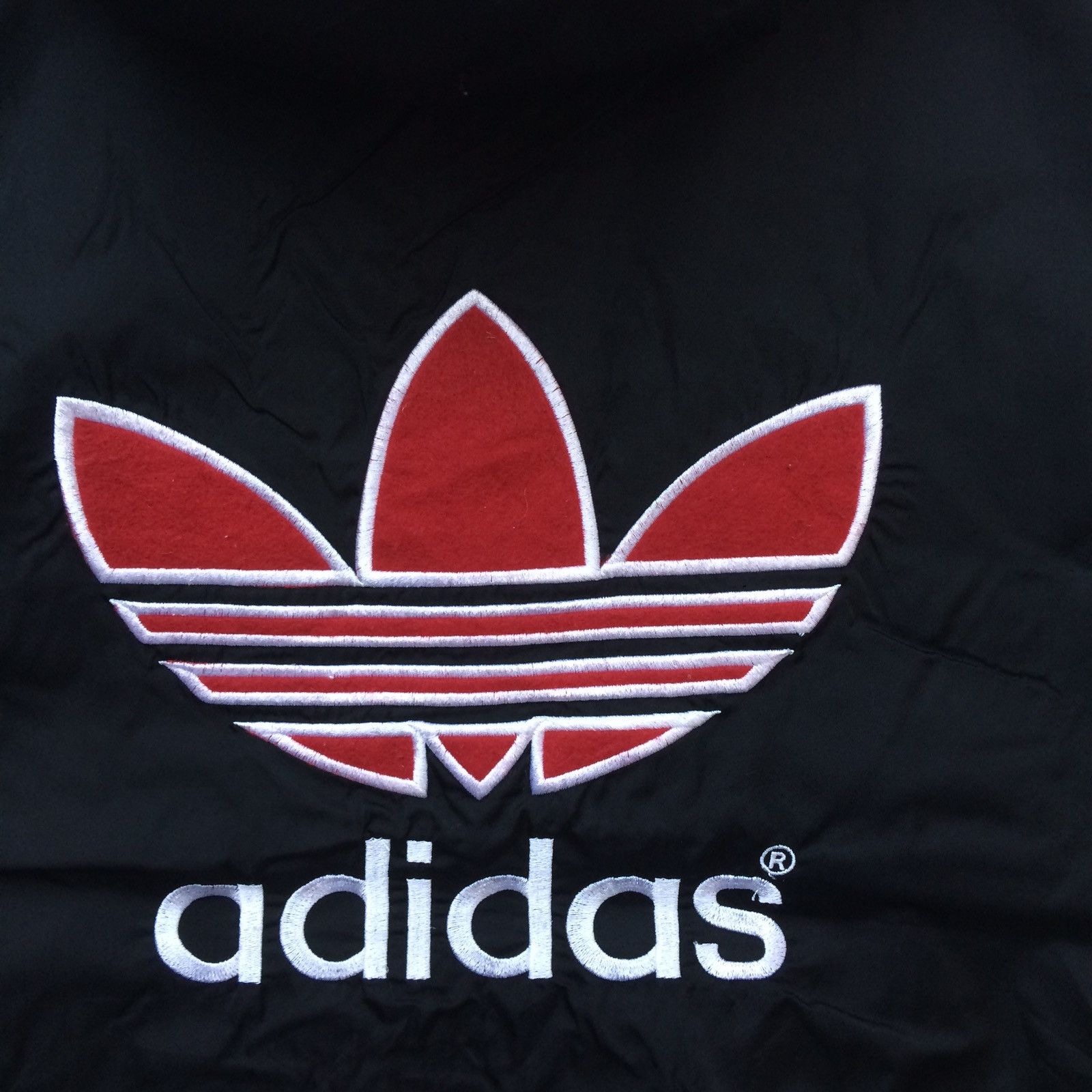 Adidas Vintage 90s Adidas Big Logo Embroidered Windbreaker Jacket Size US L / EU 52-54 / 3 - 5 Thumbnail