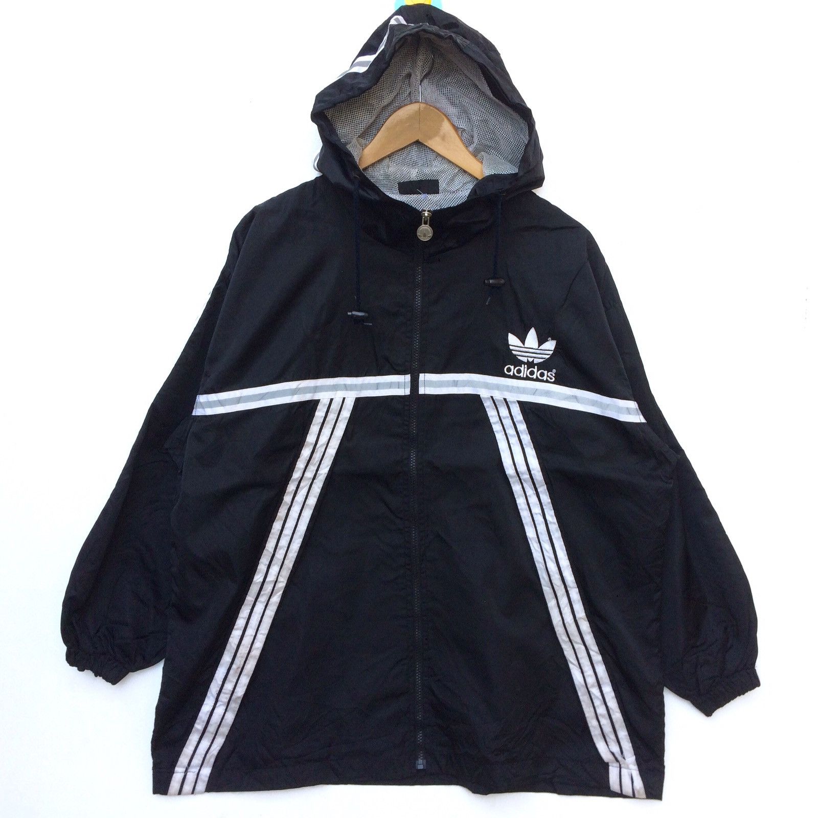 Adidas Vintage 90s Adidas Big Logo Embroidered Windbreaker Jacket Size US L / EU 52-54 / 3 - 1 Thumbnail