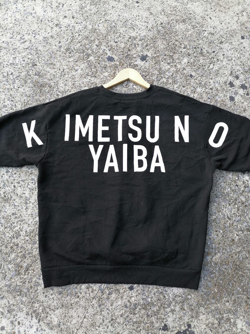Anime × Japanese Brand Kimetsuno Yaiba Sweatshirt Size US L / EU 52-54 / 3 - 4 Thumbnail