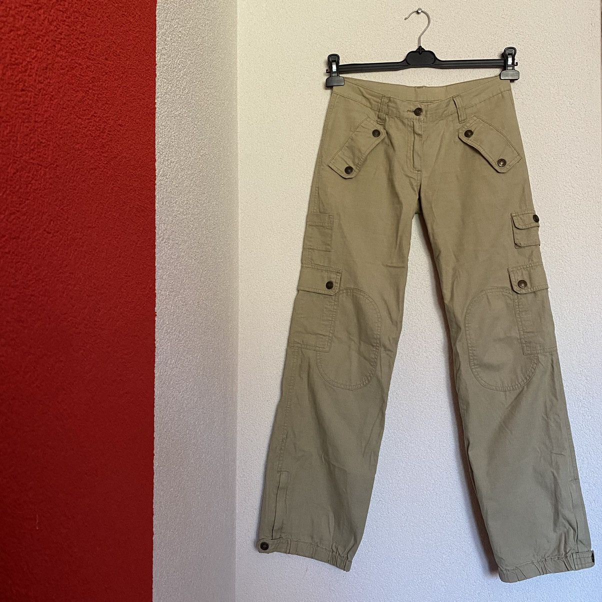 image of Dolce Gabbana Multipocket Cargo Pants in Brown, Men's (Size 30)