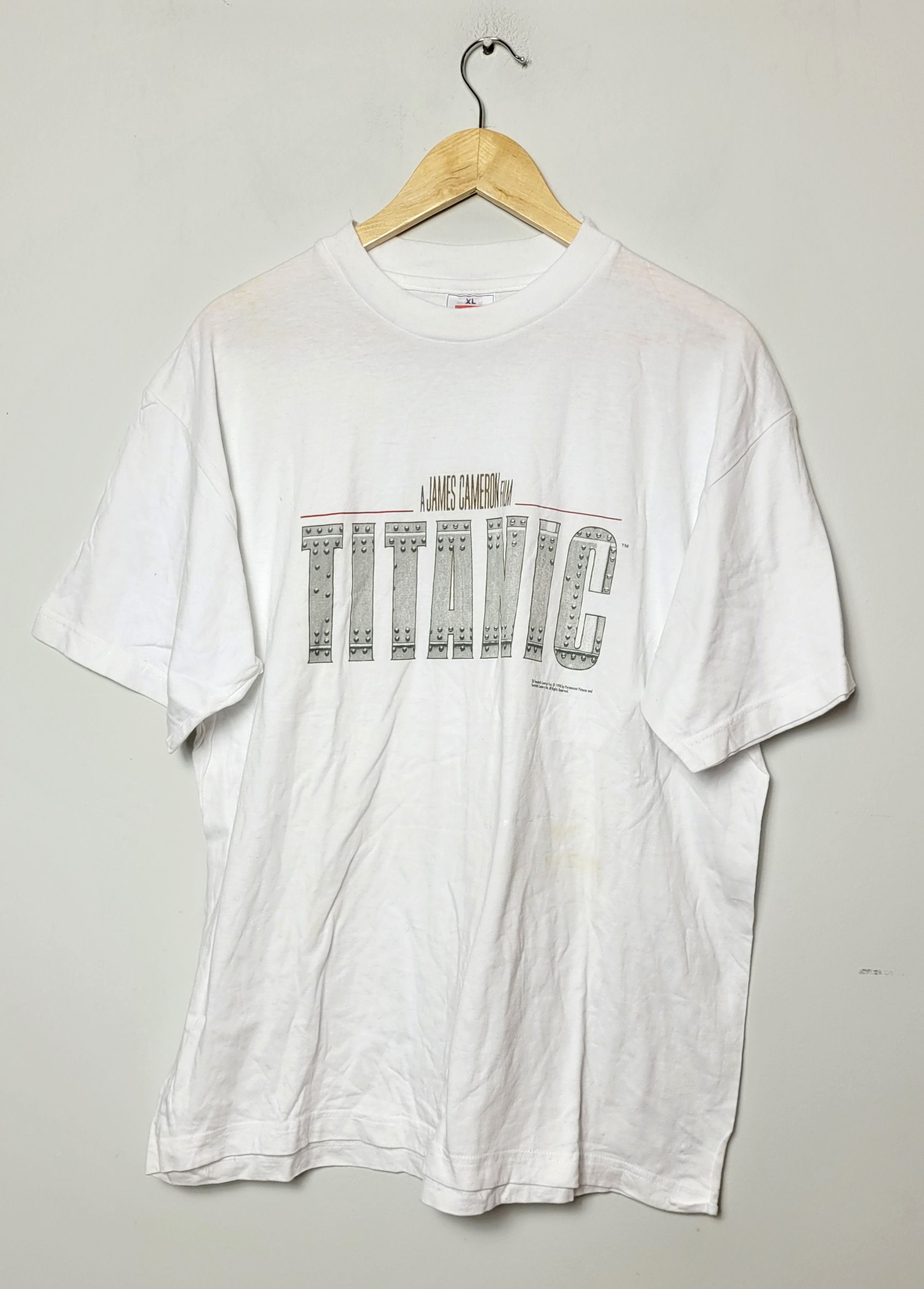 Hanes × Vintage 1998 Titanic James Cameron Hanes vintage t-shirt Size US XL / EU 56 / 4 - 1 Thumbnail