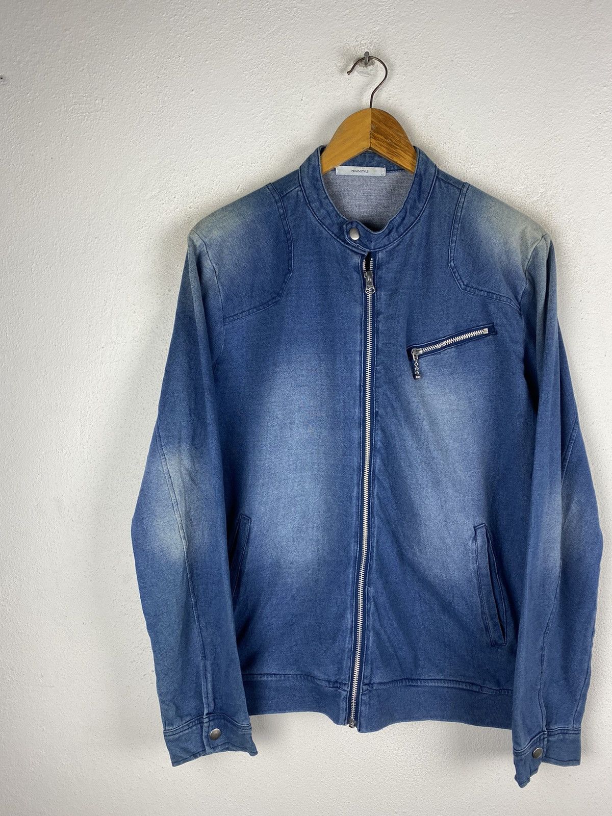 Japanese Brand 🔥SALE🔥BOMBER STYLE JACKET BY MENZ STYLE Size US L / EU 52-54 / 3 - 4 Thumbnail