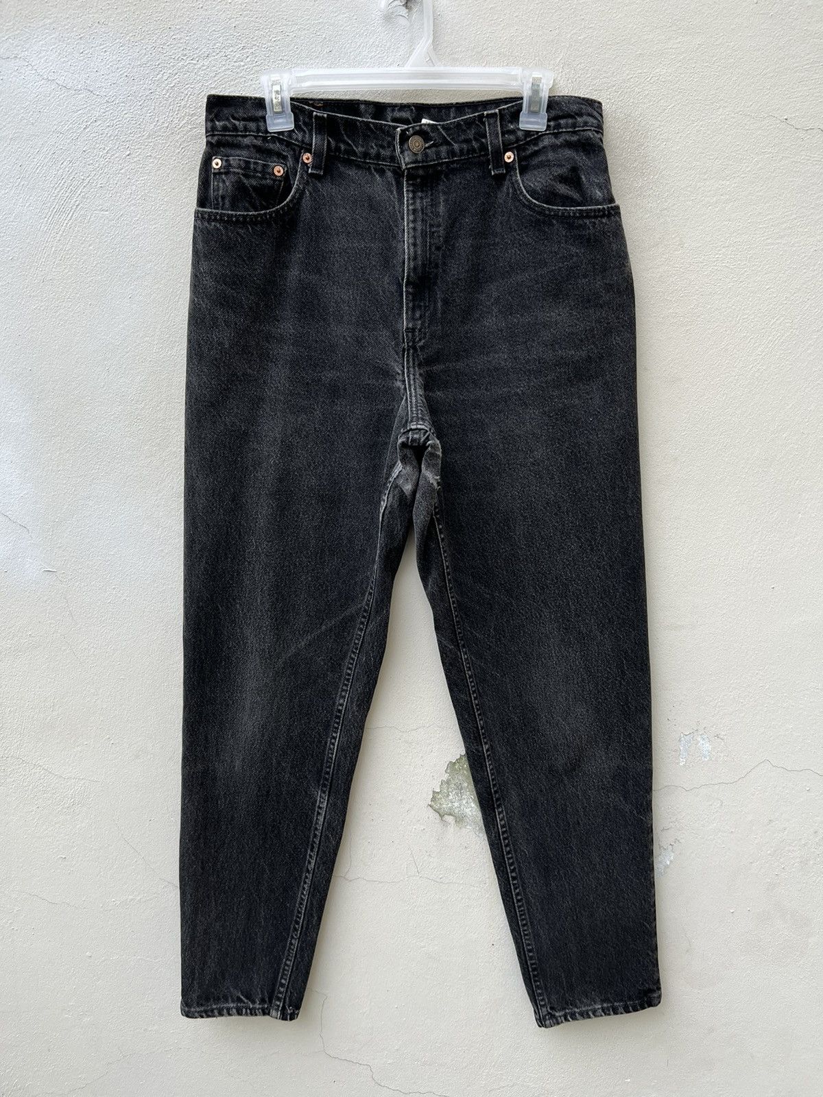 Levi's 1994 Levi’s 551 Relax Fit Tapered Leg Fade Black Denim Jeans Size US 32 / EU 48 - 6 Thumbnail