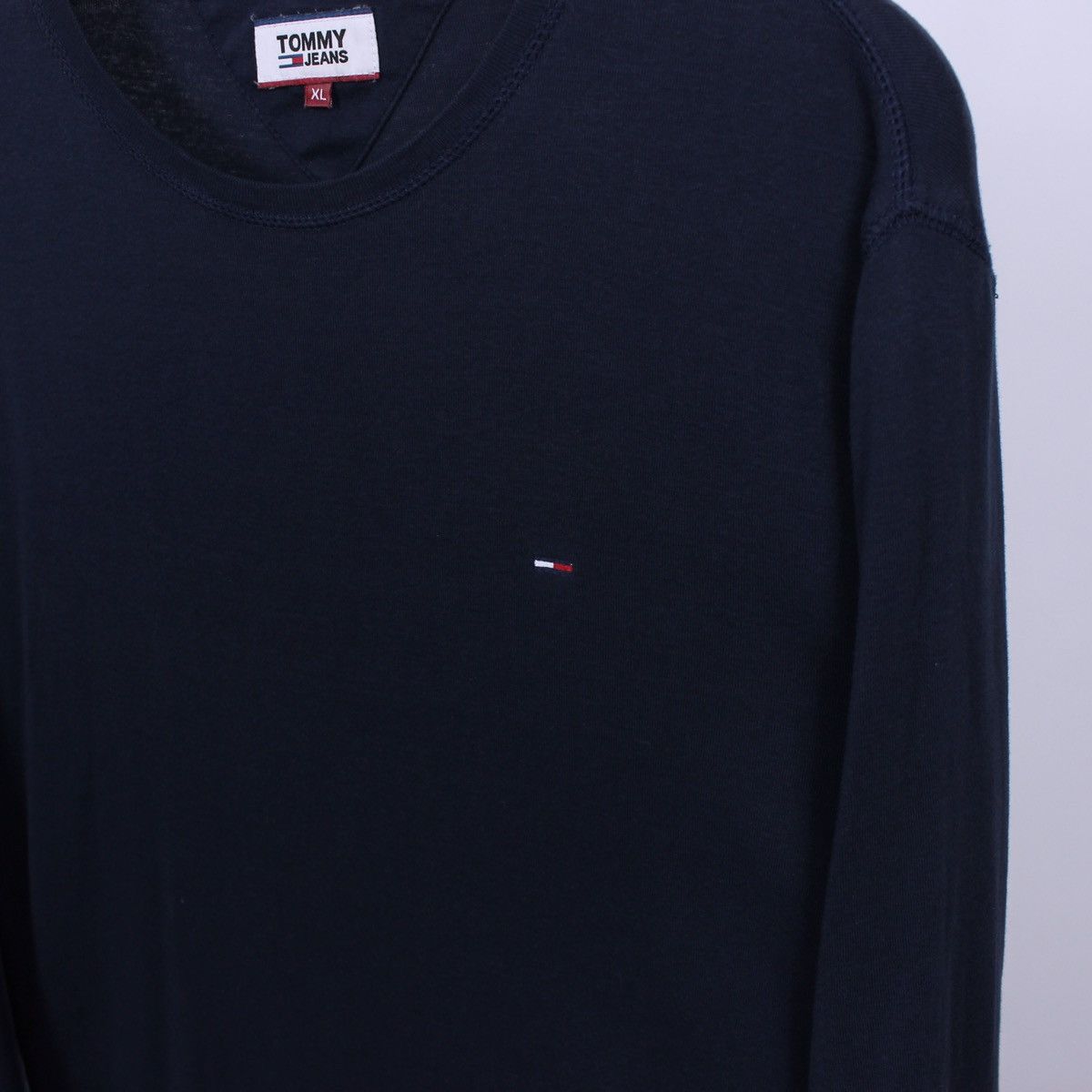 Tommy Hilfiger Vintage Tommy Hilfiger Long Sleeve Shirt Size US L / EU 52-54 / 3 - 4 Thumbnail