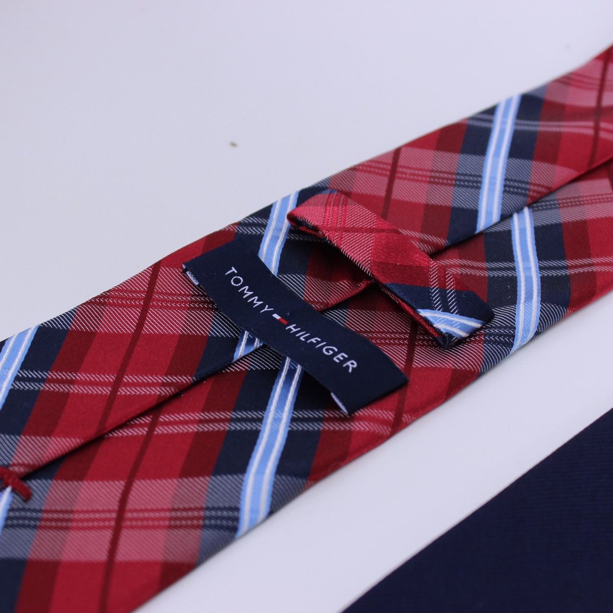 Tommy Hilfiger Vintage Tommy Hilfiger Tie Size ONE SIZE - 2 Thumbnail
