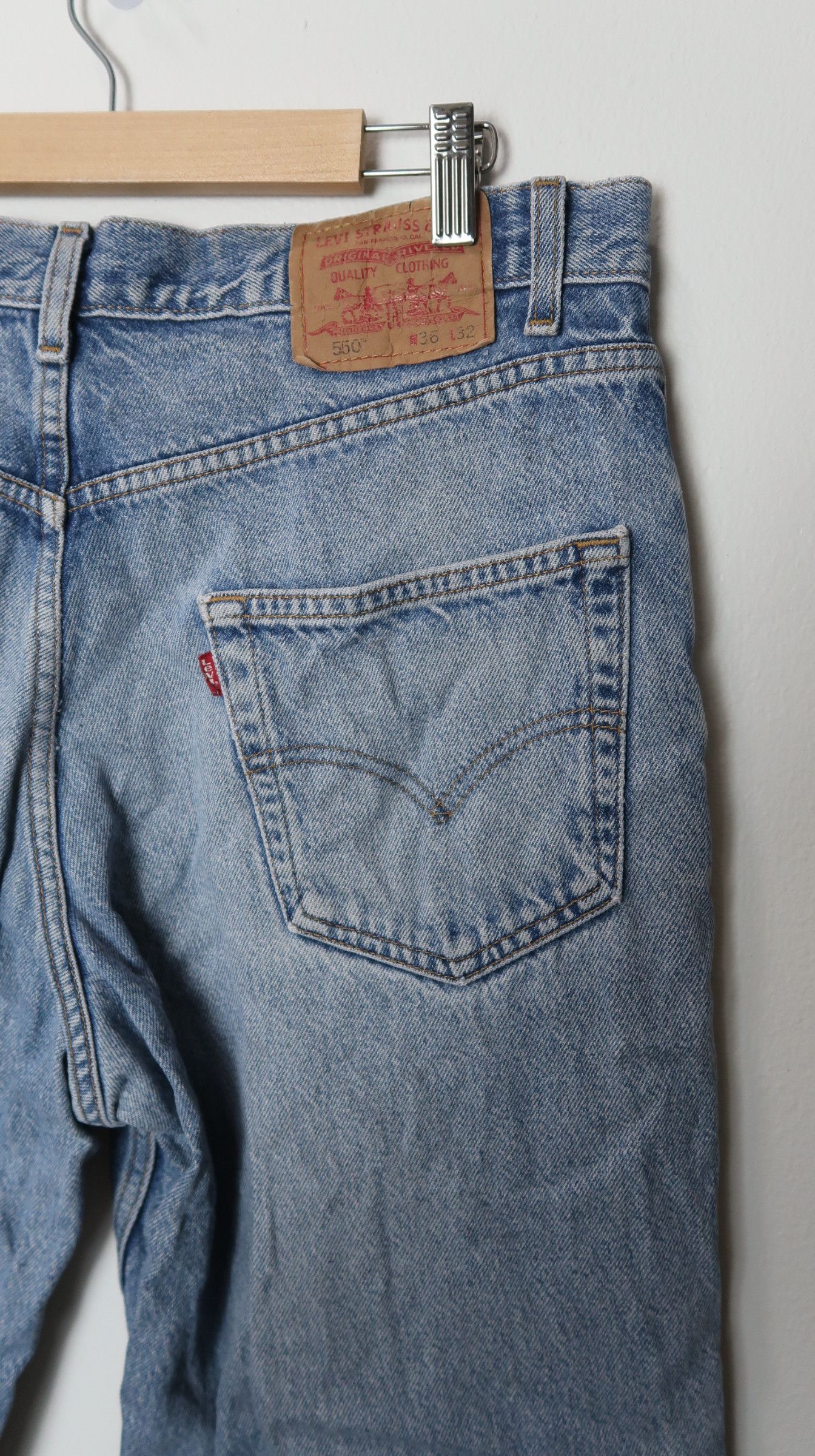 Levi's Vintage Clothing Vintage Levi's 550 Sun Faded Jeans Size US 36 / EU 52 - 19 Thumbnail