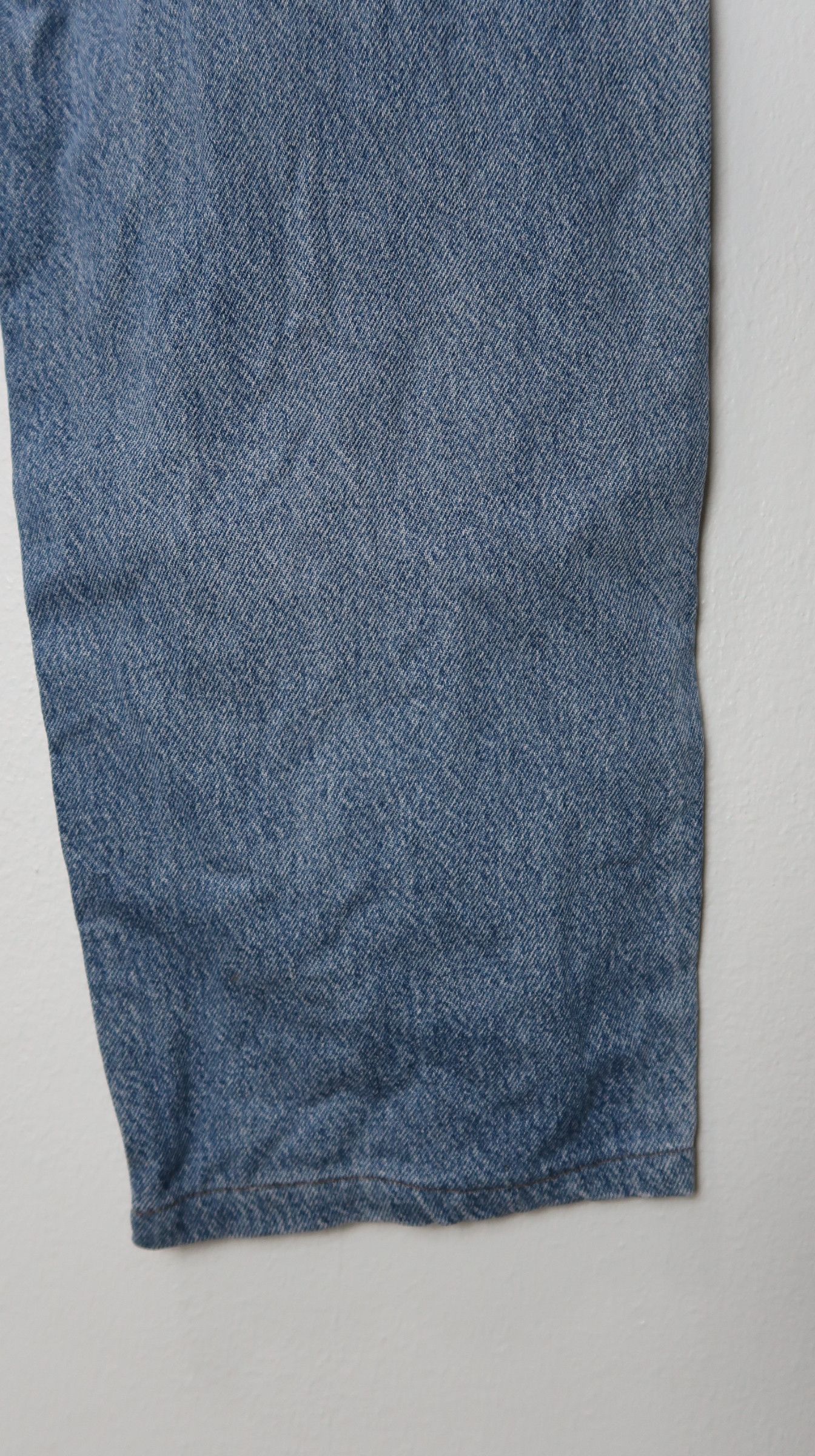 Levi's Vintage Clothing Vintage Levi's 550 Sun Faded Jeans Size US 36 / EU 52 - 16 Thumbnail