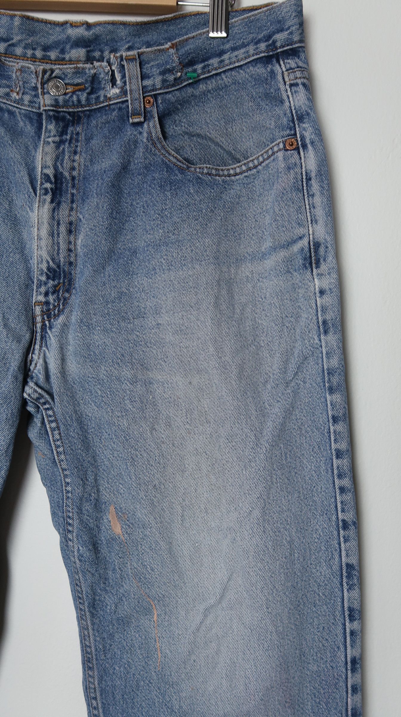 Levi's Vintage Clothing Vintage Levi's 550 Sun Faded Jeans Size US 36 / EU 52 - 4 Thumbnail