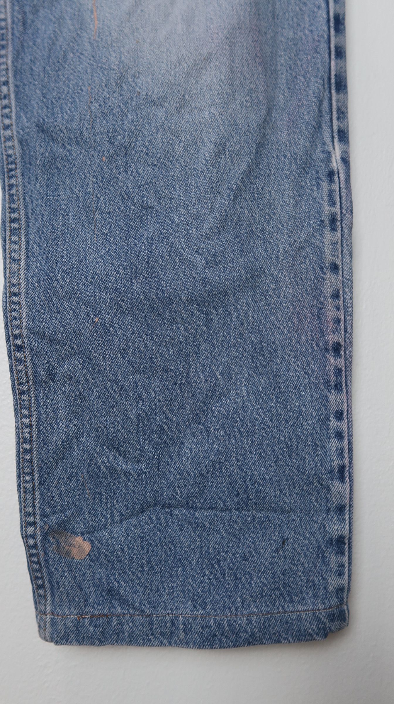 Levi's Vintage Clothing Vintage Levi's 550 Sun Faded Jeans Size US 36 / EU 52 - 3 Thumbnail