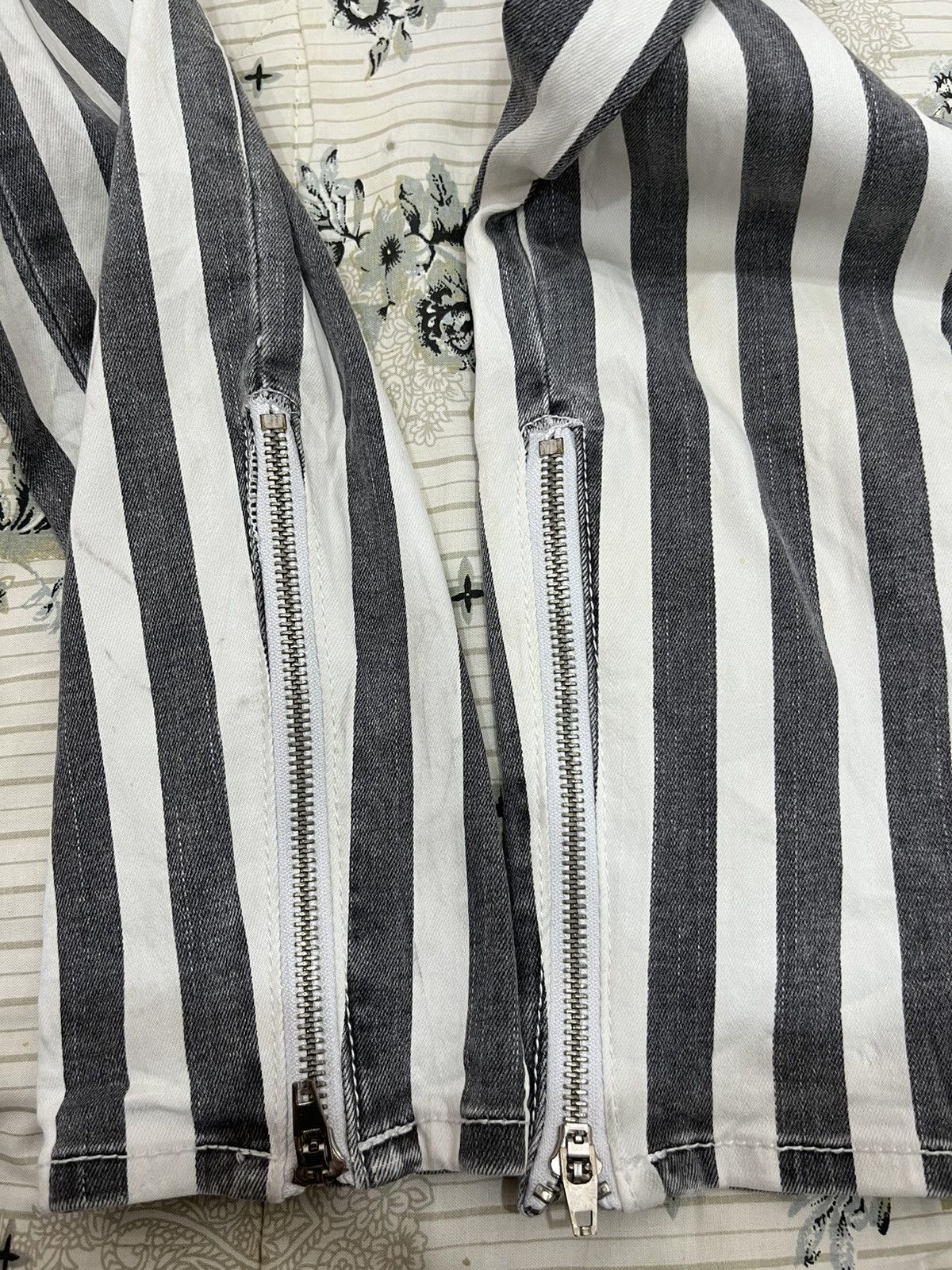 Bullhead Denim Co. (Hh). BULLHEAD DENIM CO STRETCH PANTS Size US 27 - 13 Thumbnail