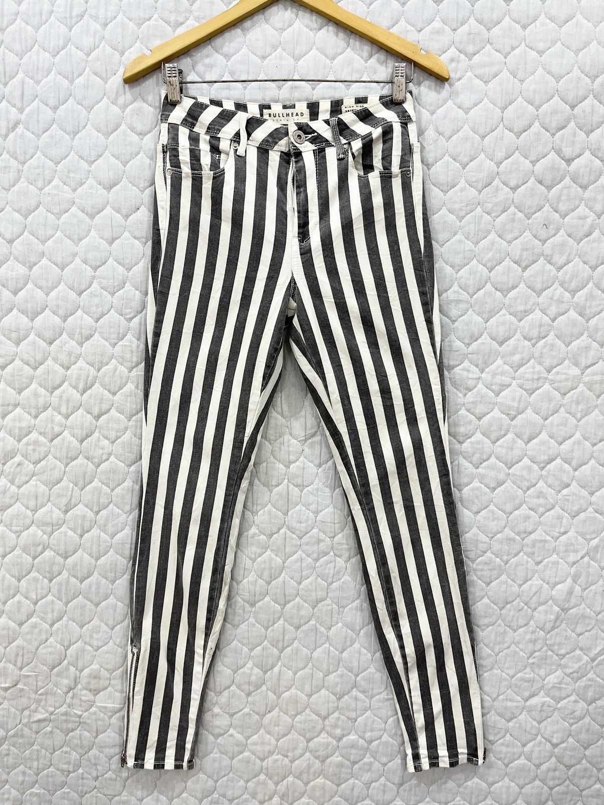 Bullhead Denim Co. (Hh). BULLHEAD DENIM CO STRETCH PANTS Size US 27 - 1 Thumbnail
