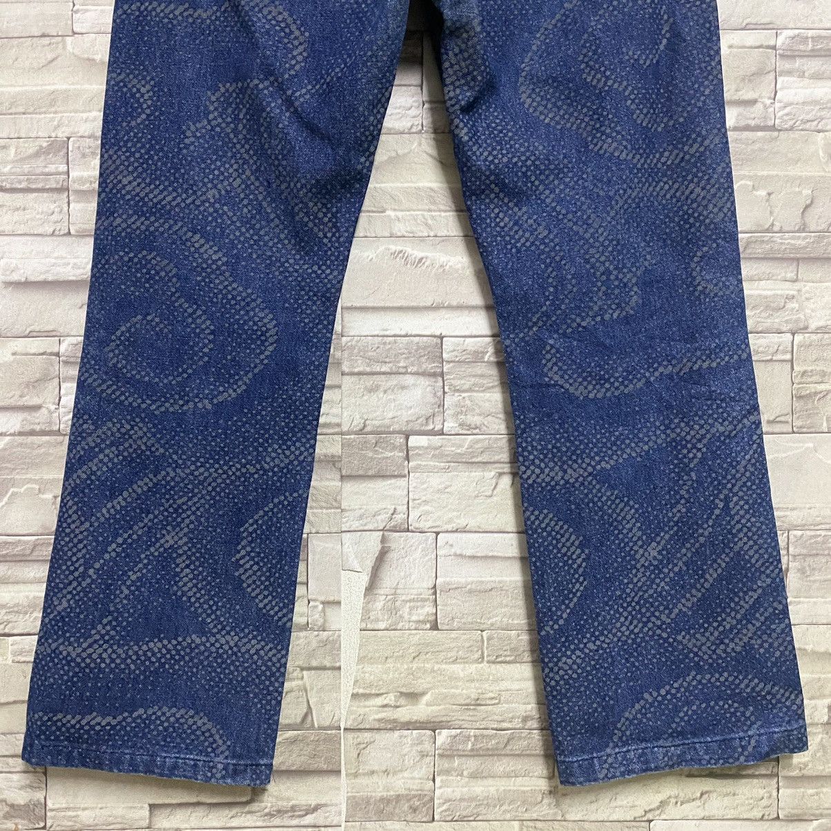 Takeo Kikuchi Takeo Kikuchi Denim Printed Jeans SnakeSkin Style Size US 30 / EU 46 - 11 Thumbnail