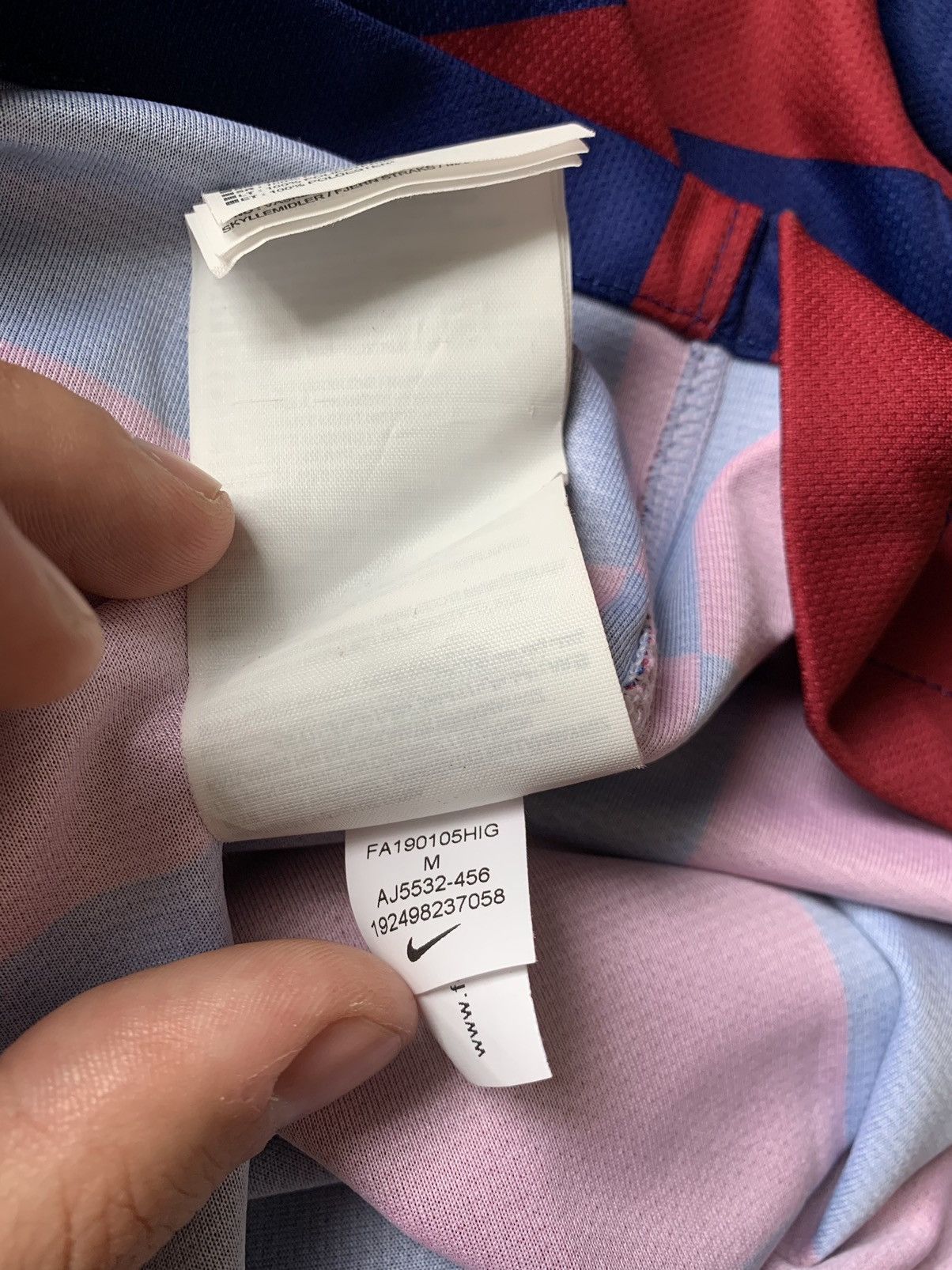 Other Nike Barcelona 2019-2020 soccer jersey home Size US M / EU 48-50 / 2 - 9 Thumbnail