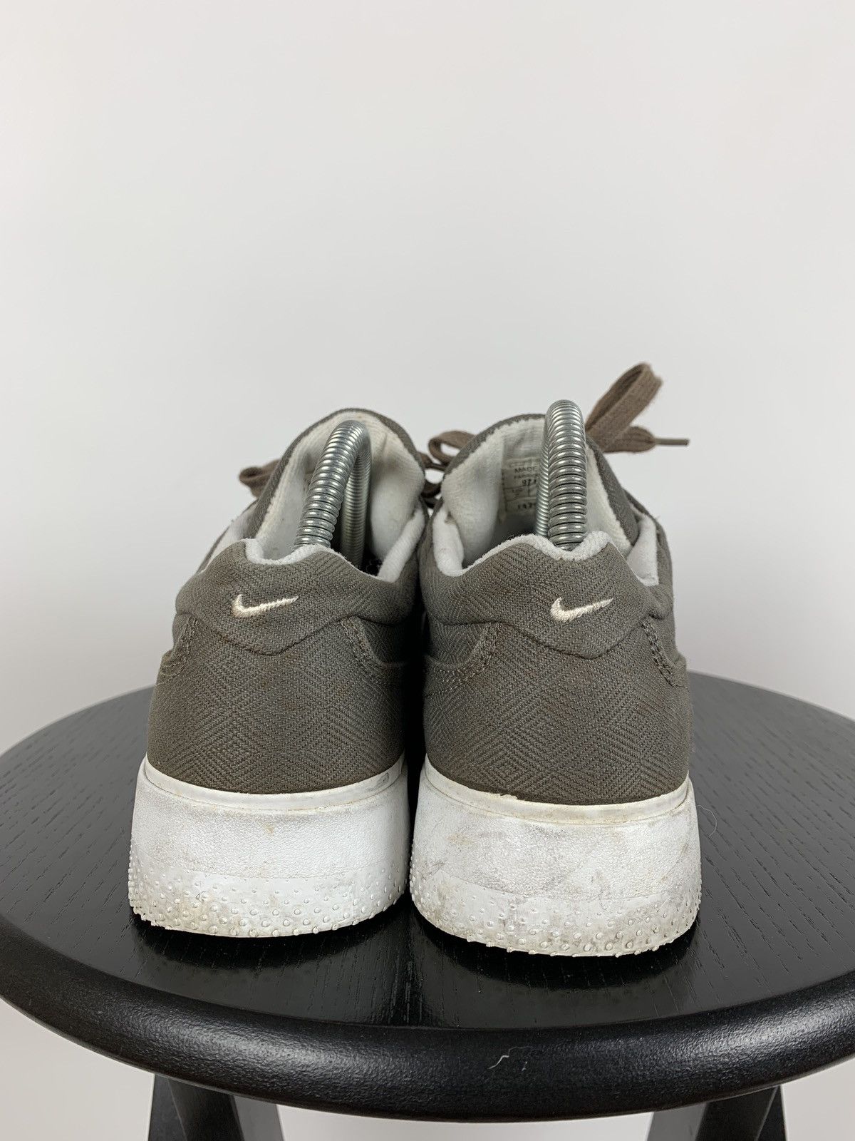 Nike 00s Vintage Nike GTS Canvas Khaki Low Top Sneakers Size US 7 / EU 40 - 3 Thumbnail