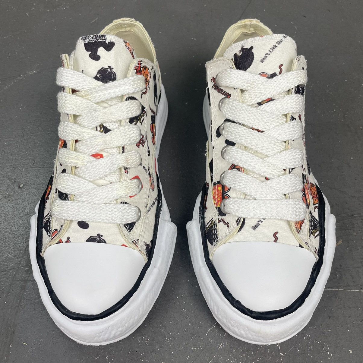 Maison MIHARA YASUHIRO Maison Mihara Yasuhiro poggy’s Box OG Sole Sneakers Size US 7.5 / EU 40-41 - 2 Thumbnail