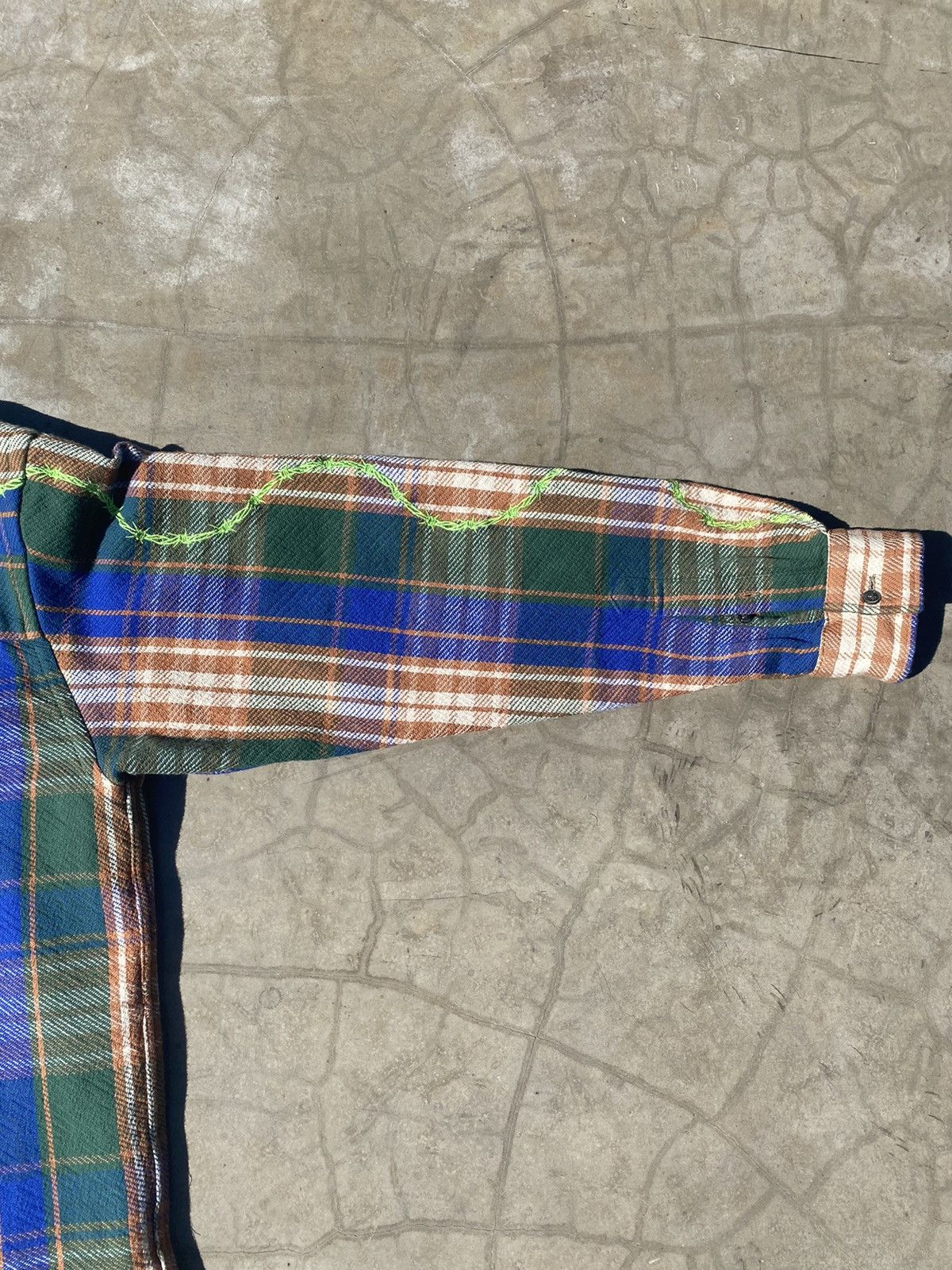 Awake NY Awake NY black brown blue green barbed fence flannel Size US L / EU 52-54 / 3 - 5 Thumbnail