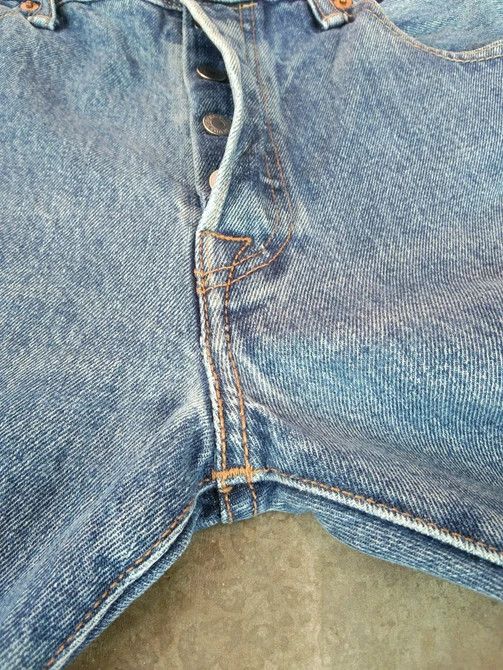 Levi's × Vintage Vintage Levis 501 Light Wash Distressed Jeans 33x32 Size US 33 - 8 Thumbnail
