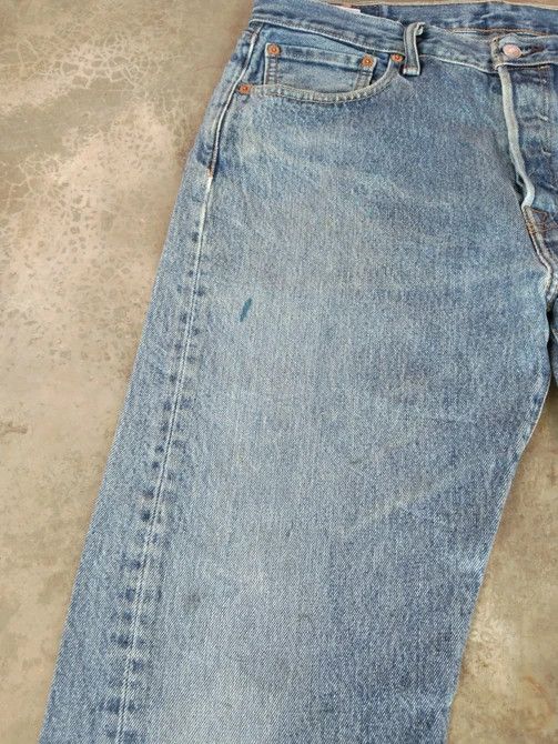 Levi's × Vintage Vintage Levis 501 Light Wash Distressed Jeans 33x32 Size US 33 - 6 Thumbnail
