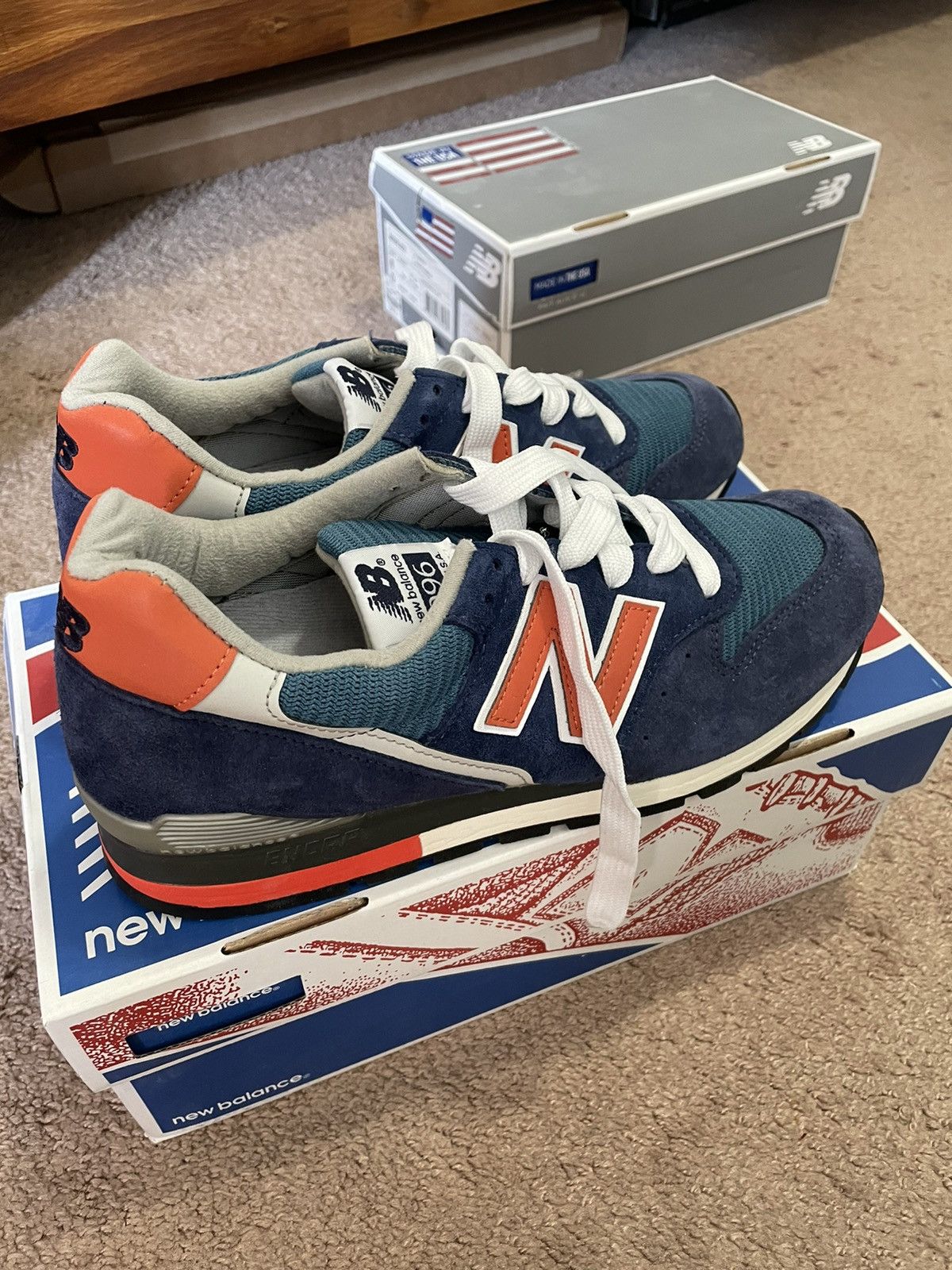 New balance ml996 orange shops