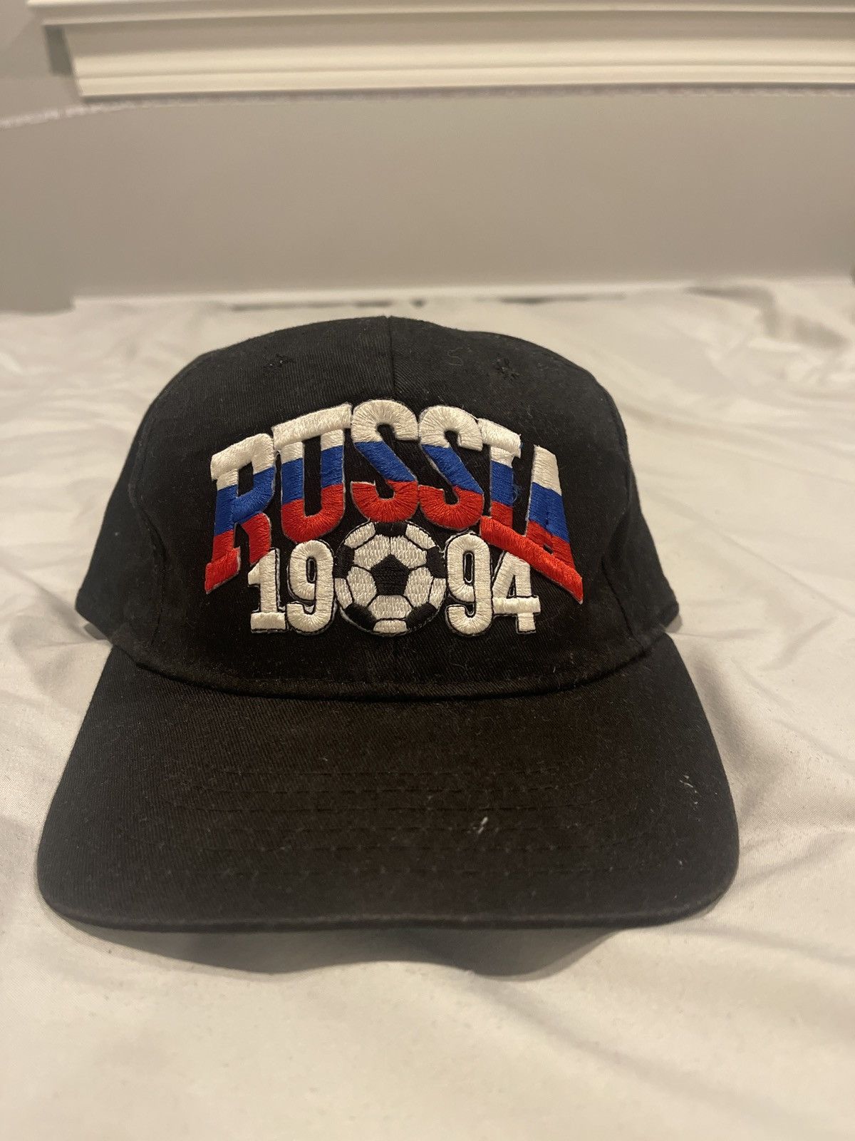 Vintage Vintage Russia 1994 soccer hat Size ONE SIZE - 1 Thumbnail