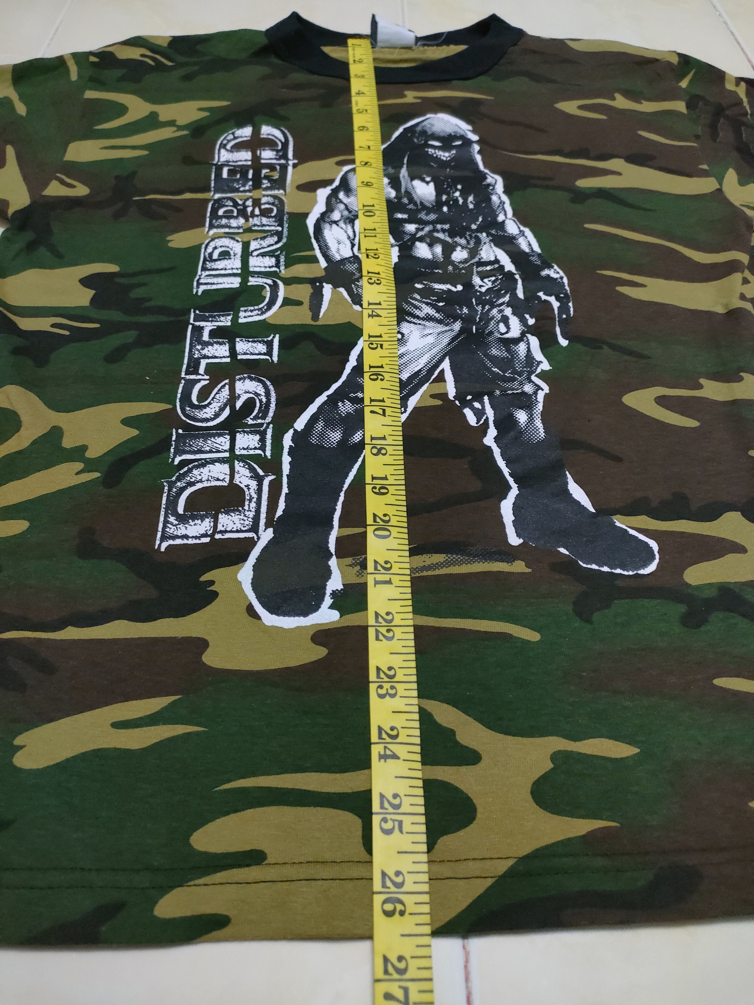 Band Tees × Vintage Vintage Disturbed Music Band Rock Camo Tees Size US M / EU 48-50 / 2 - 9 Thumbnail