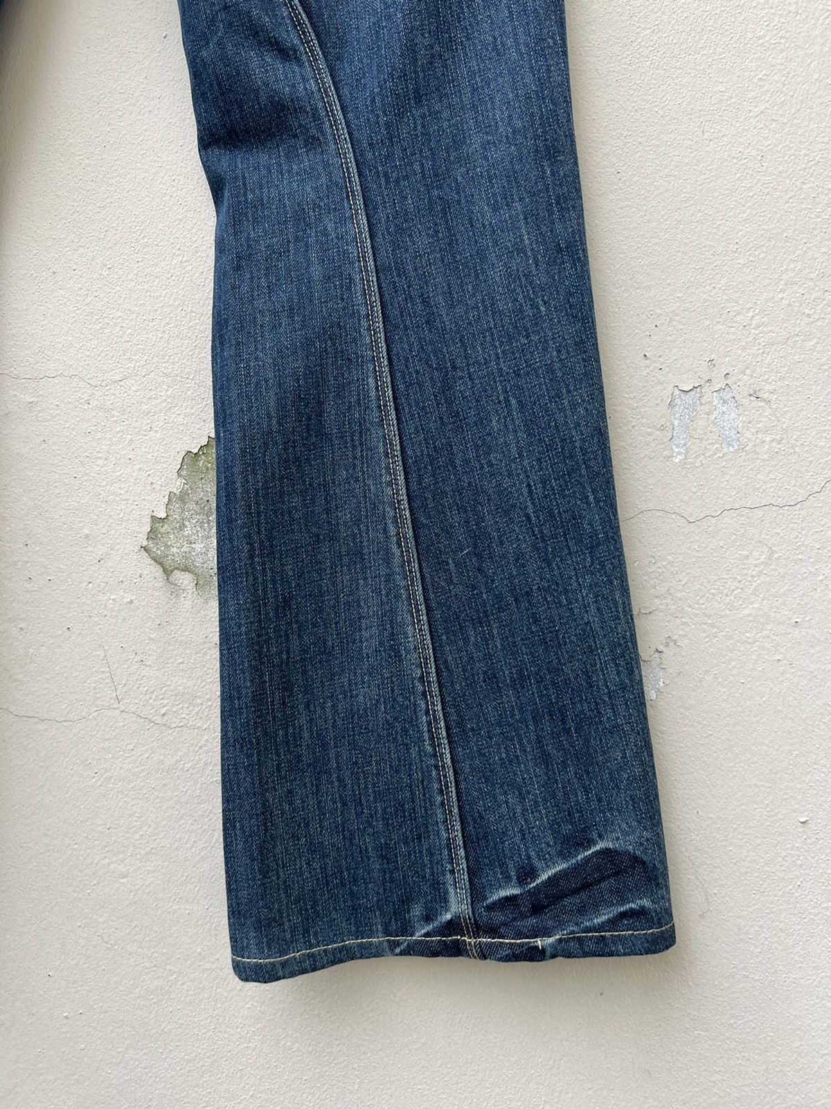 Levi's Vintage 2002 Levi’s Engineered Fade Denim Flare Jeans Size US 31 - 18 Thumbnail