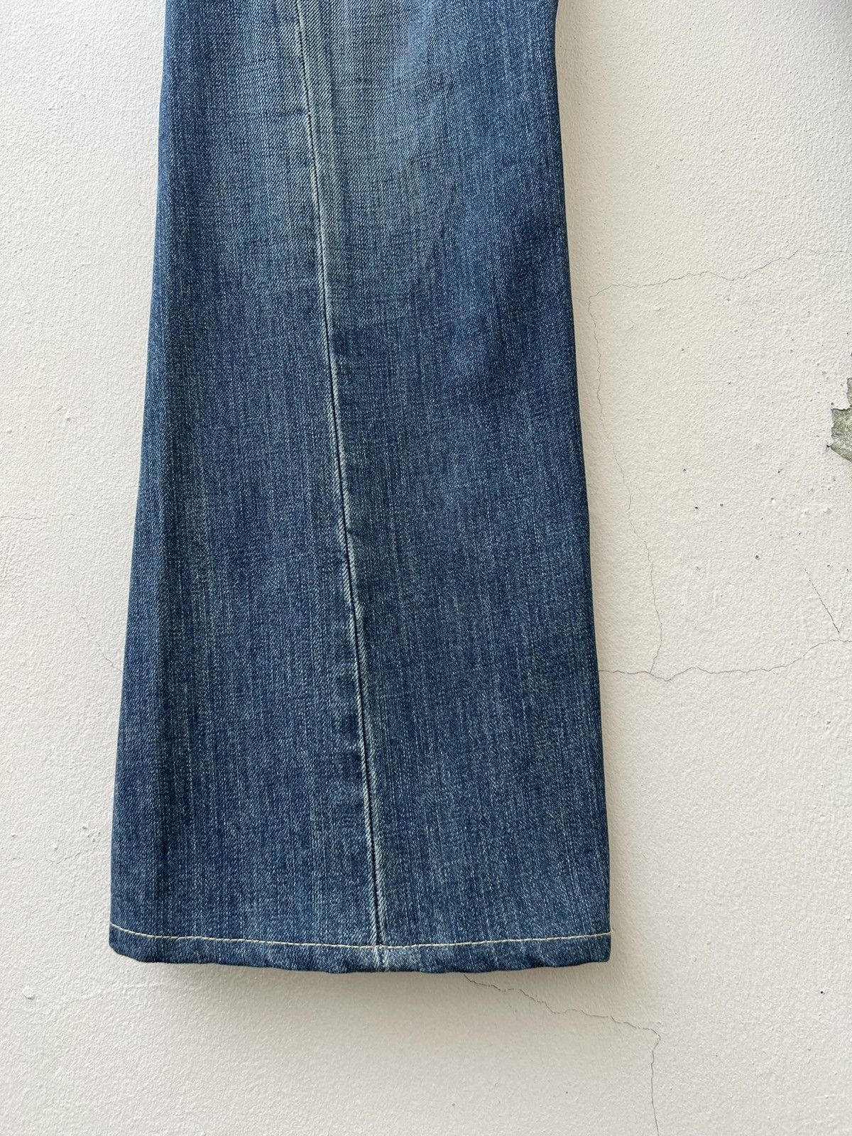 Levi's Vintage 2002 Levi’s Engineered Fade Denim Flare Jeans Size US 31 - 9 Thumbnail